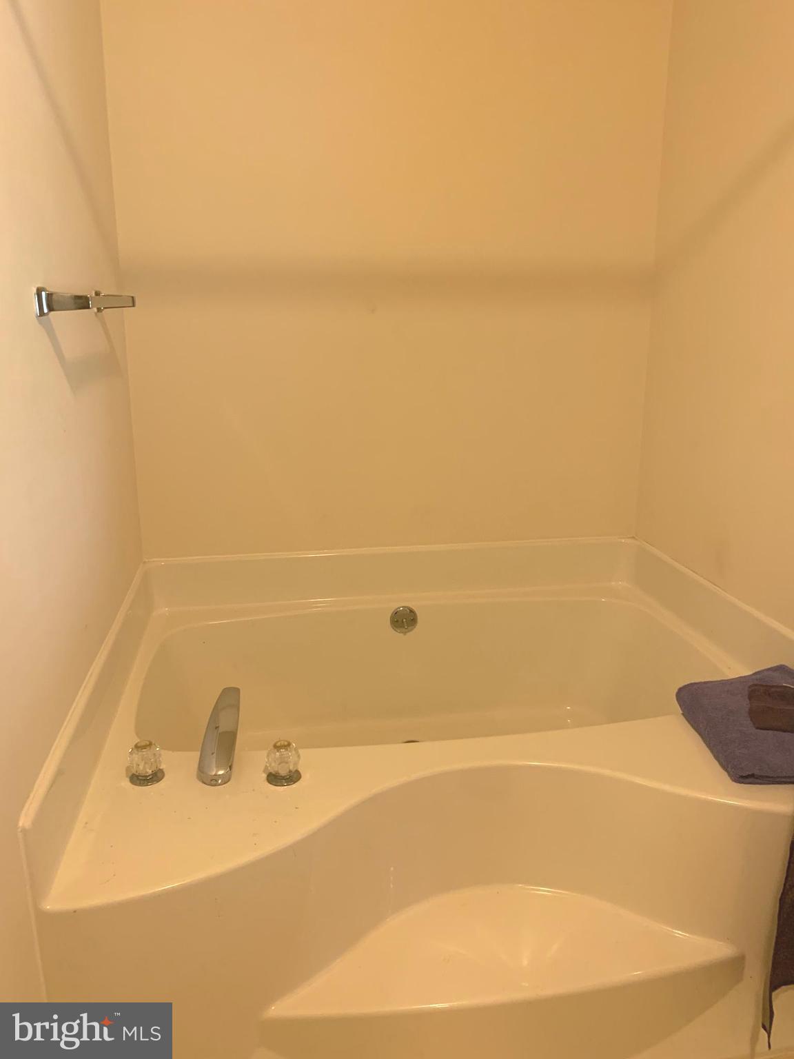 BAYBERRY ESTATES - Residential