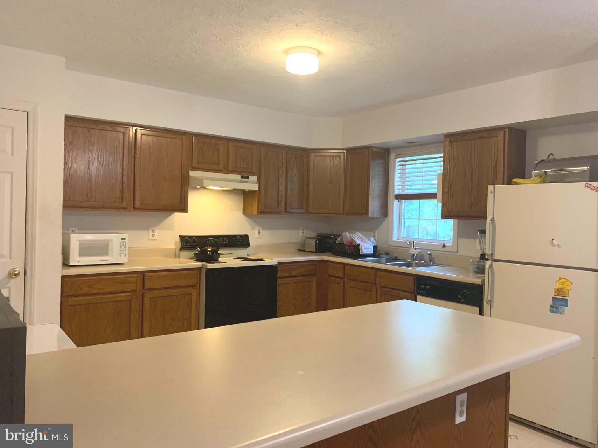 BAYBERRY ESTATES - Residential