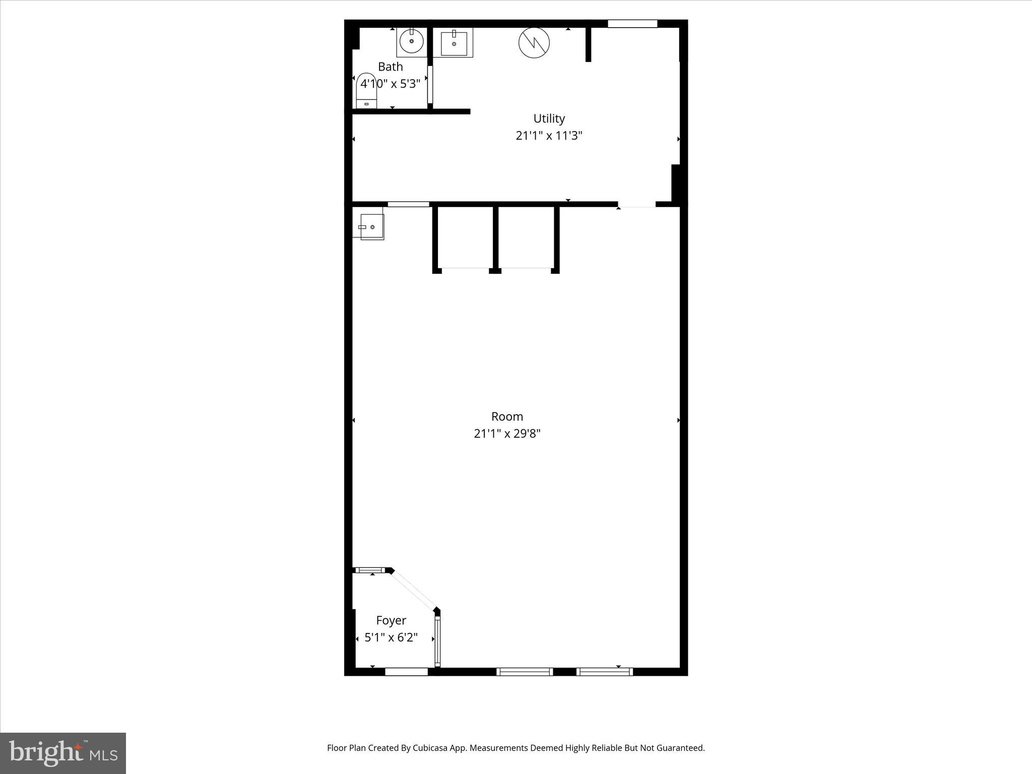 Main image without alt text