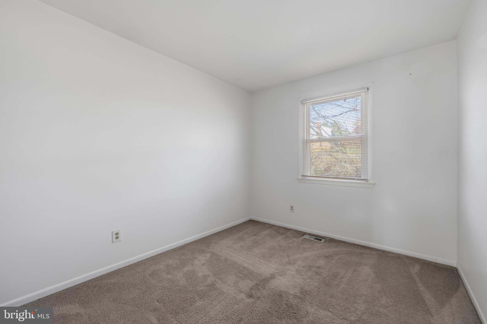 DOUBLE ROCK TOWNHOUSES - Residential