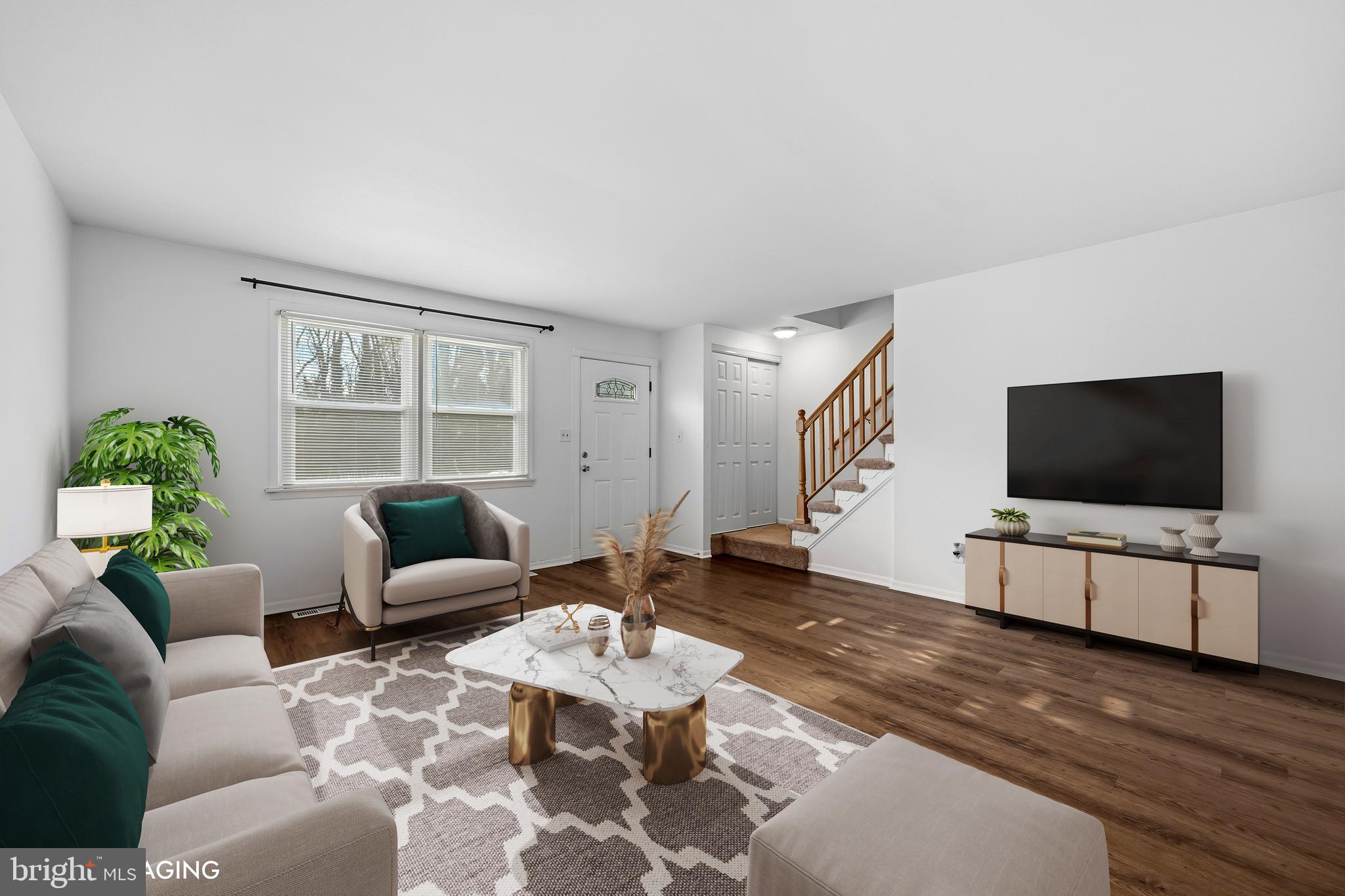 DOUBLE ROCK TOWNHOUSES - Residential