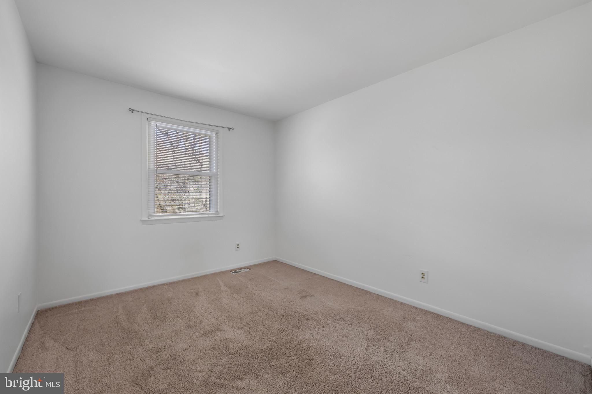 DOUBLE ROCK TOWNHOUSES - Residential