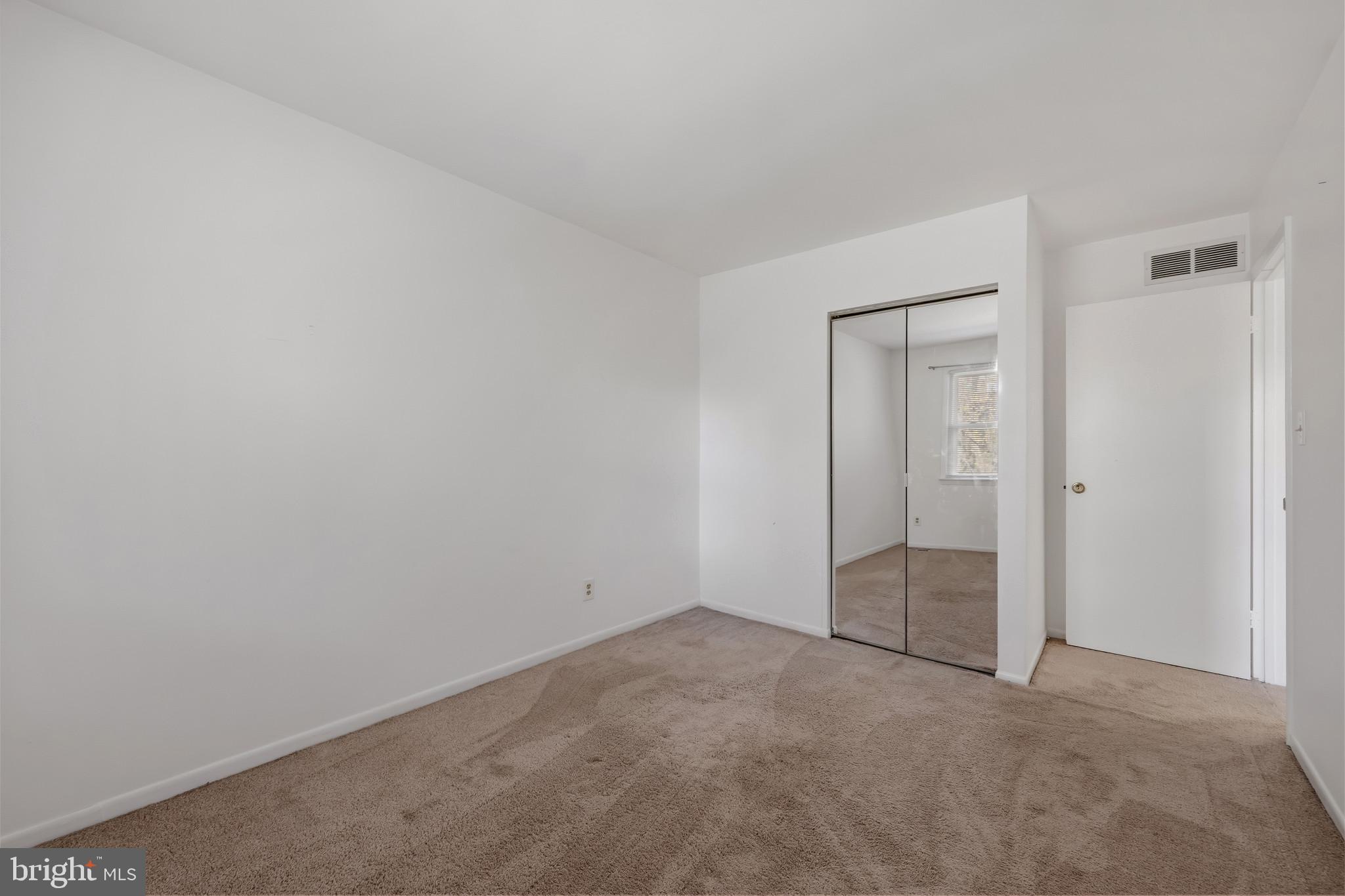 DOUBLE ROCK TOWNHOUSES - Residential