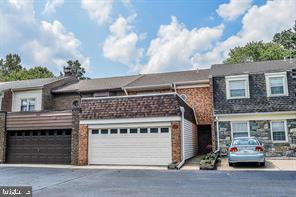 TOWNES OF MOOREFIELD - Residential Lease