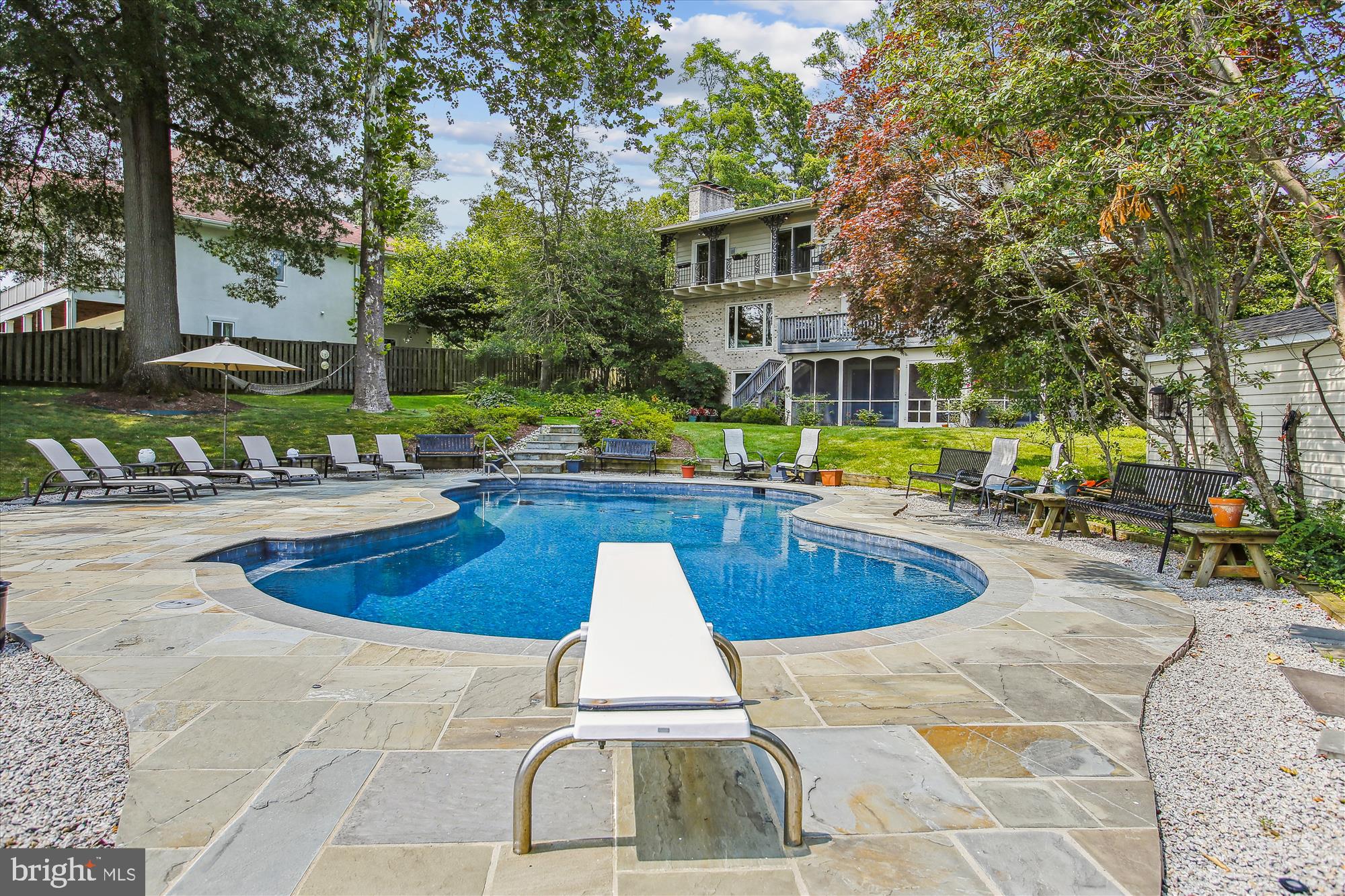 HALLOWING POINT RIVER ESTATES - Residential