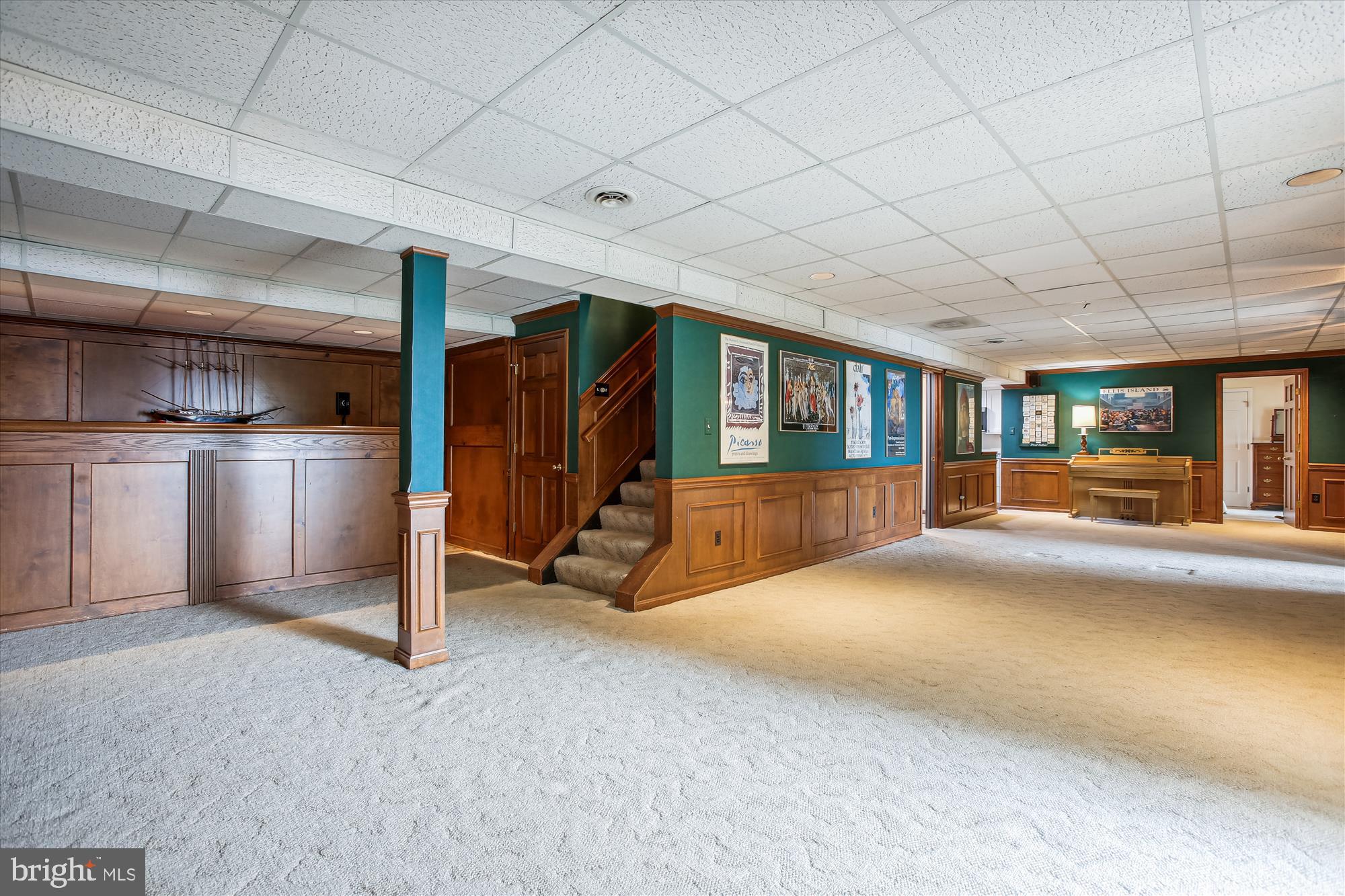 HALLOWING POINT RIVER ESTATES - Residential