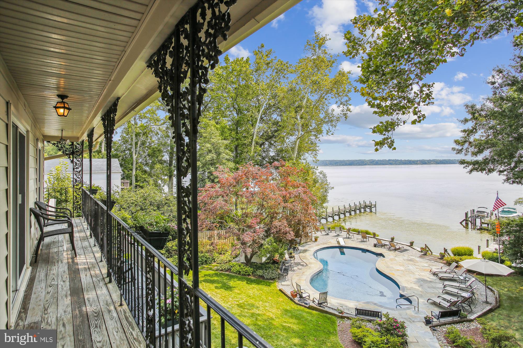 HALLOWING POINT RIVER ESTATES - Residential