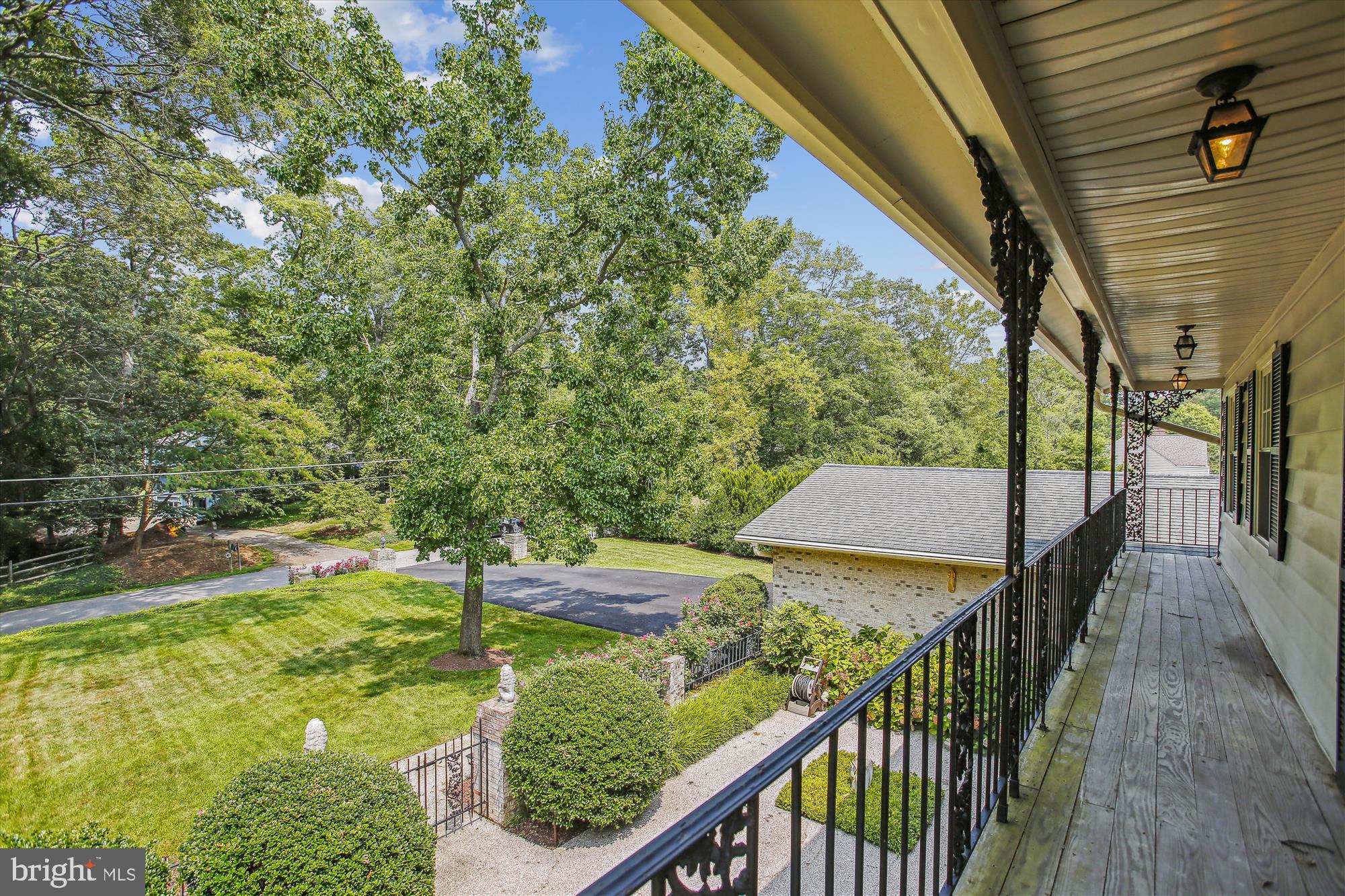 HALLOWING POINT RIVER ESTATES - Residential