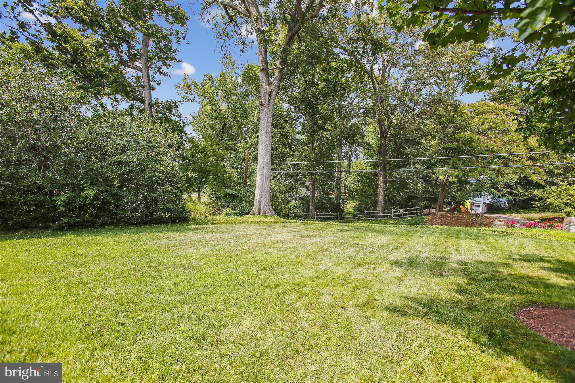 HALLOWING POINT RIVER ESTATES - Residential