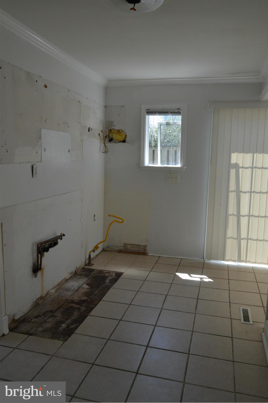 RIVIERA BEACH - Residential