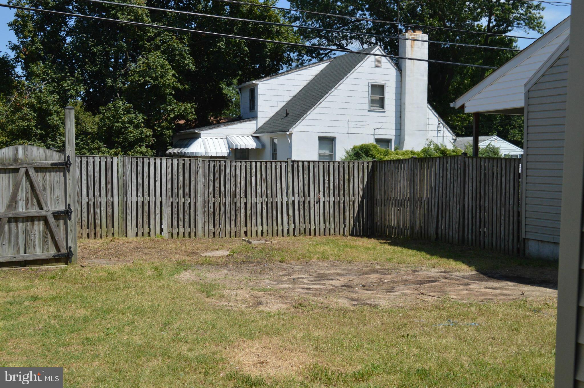 RIVIERA BEACH - Residential