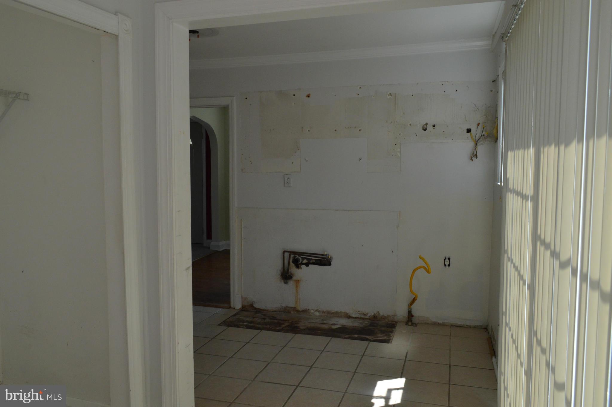 RIVIERA BEACH - Residential