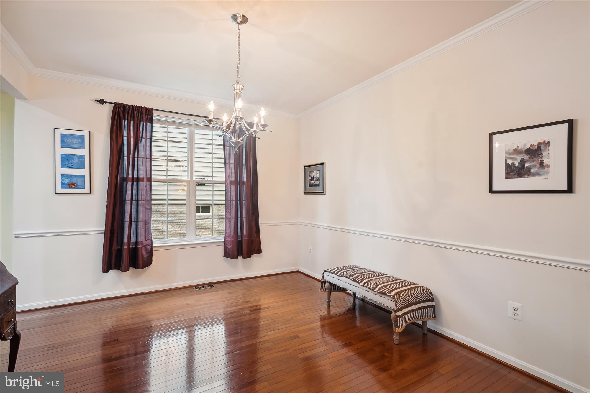 MOUNTAIN VALLEY - Residential