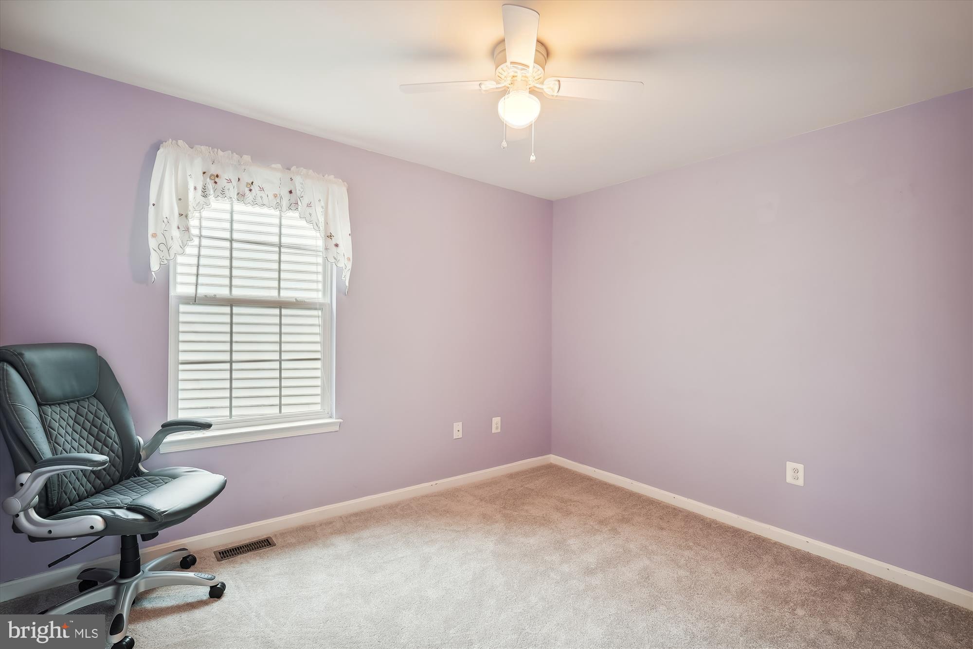 MOUNTAIN VALLEY - Residential