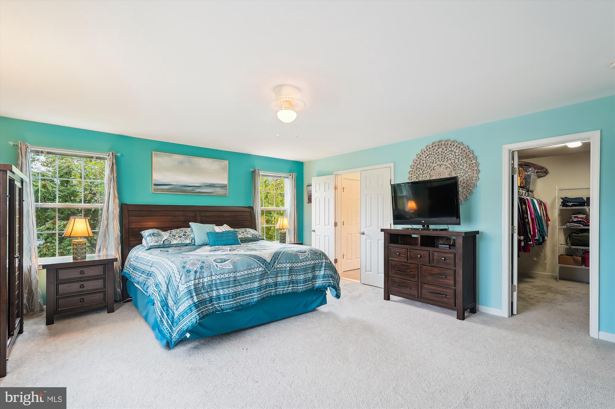 MOUNTAIN VALLEY - Residential