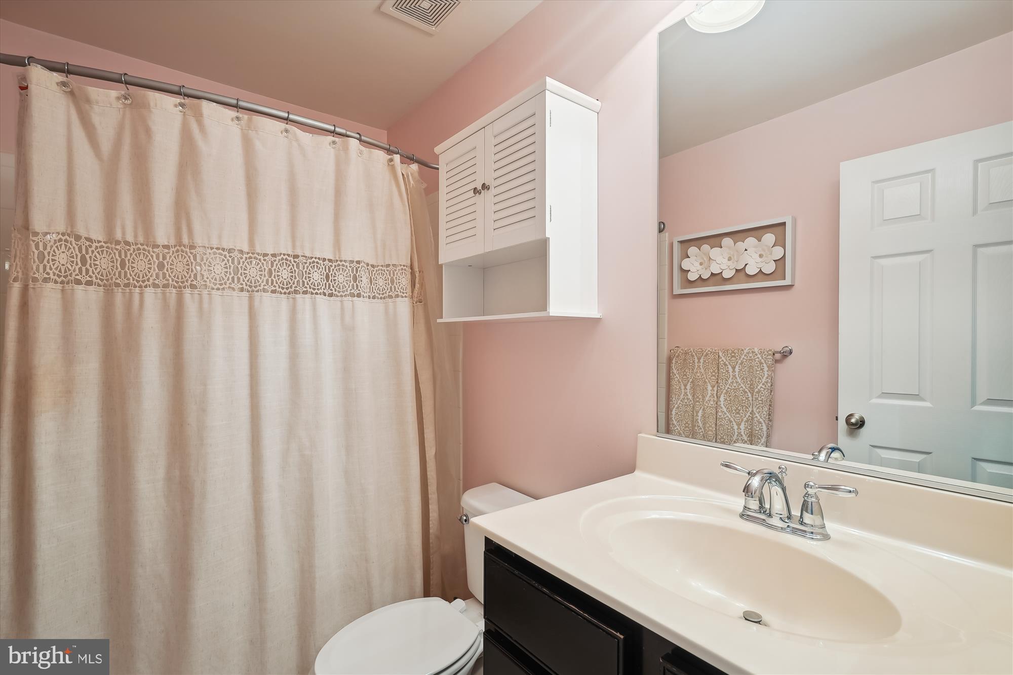 MOUNTAIN VALLEY - Residential