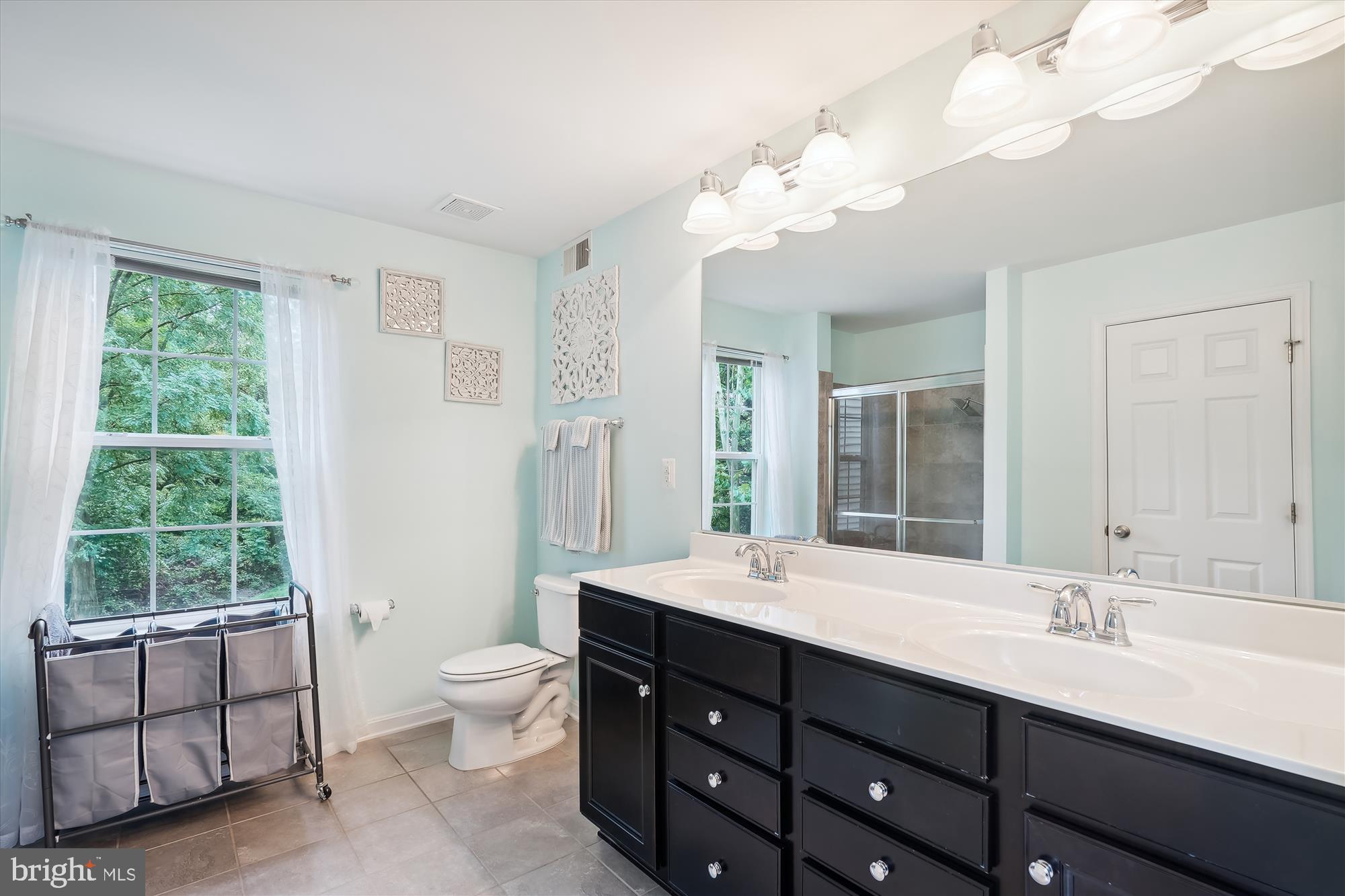 MOUNTAIN VALLEY - Residential