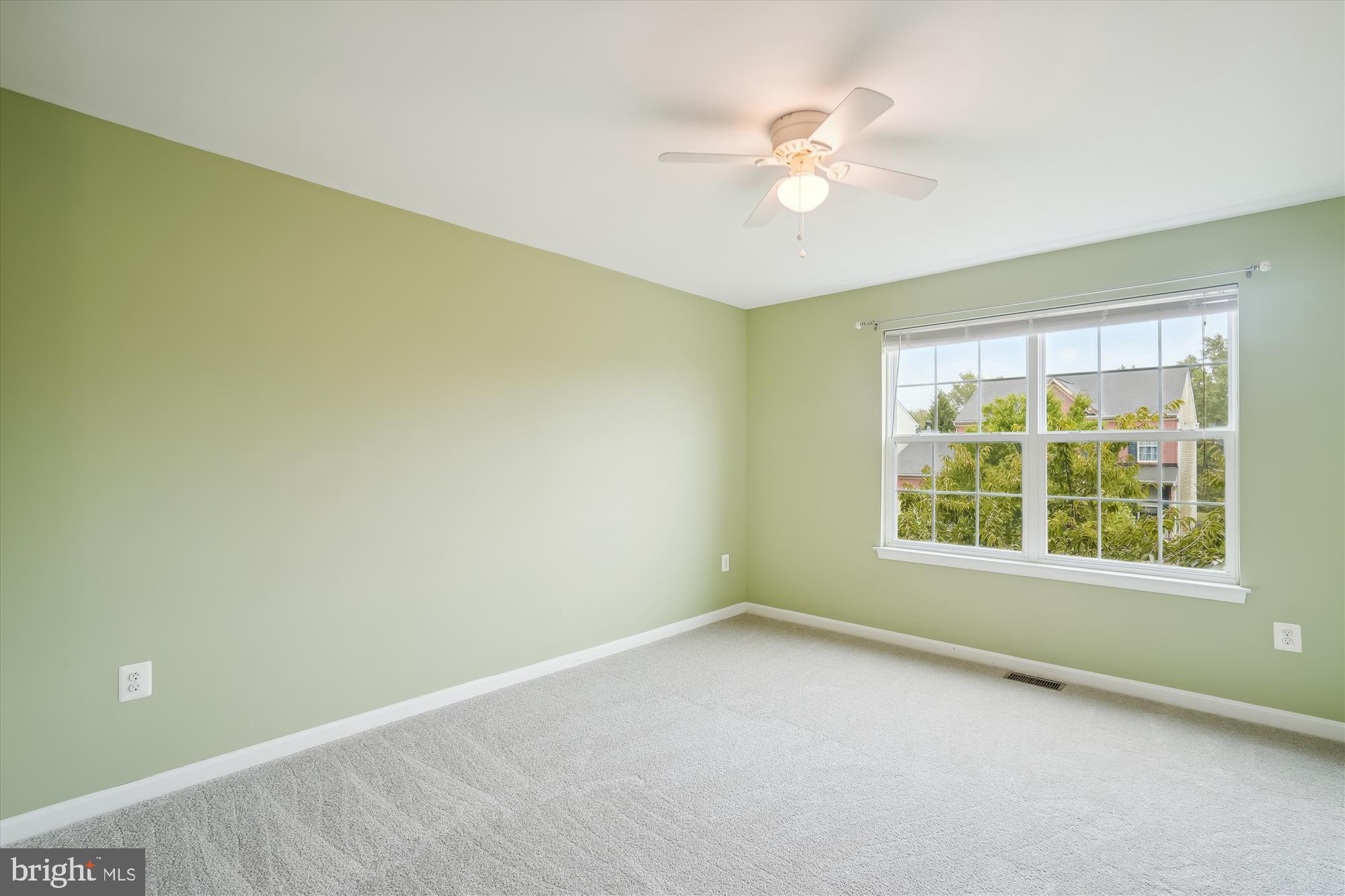 MOUNTAIN VALLEY - Residential