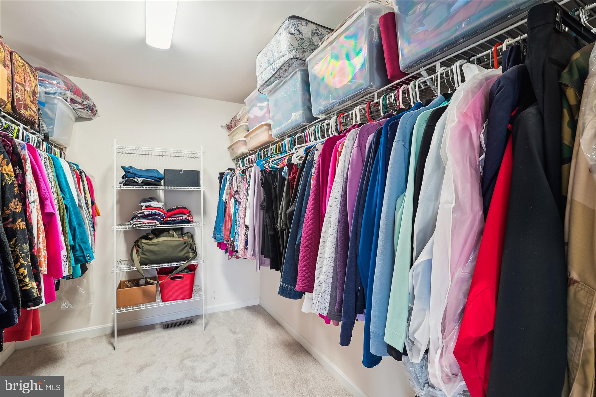 MOUNTAIN VALLEY - Residential