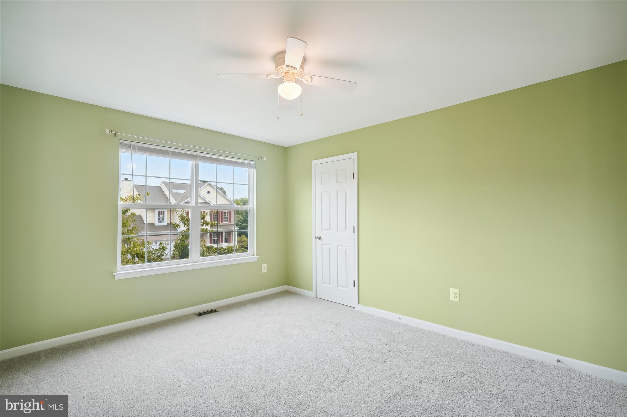 MOUNTAIN VALLEY - Residential