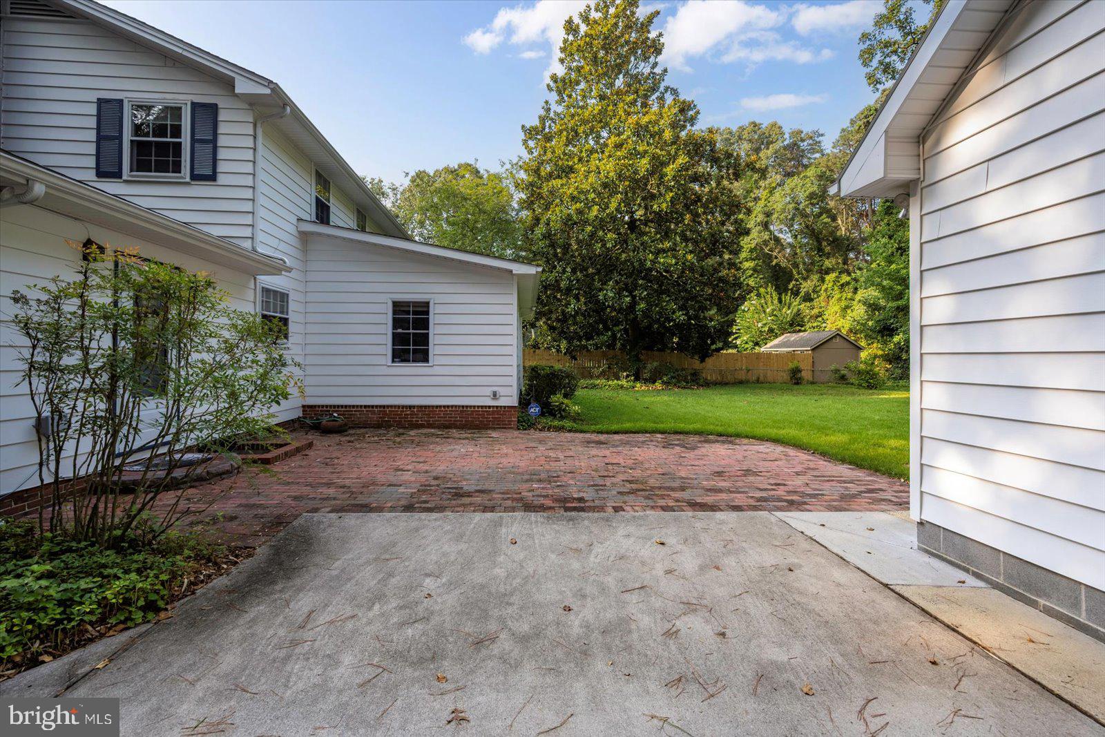 ALLENWOOD - Residential