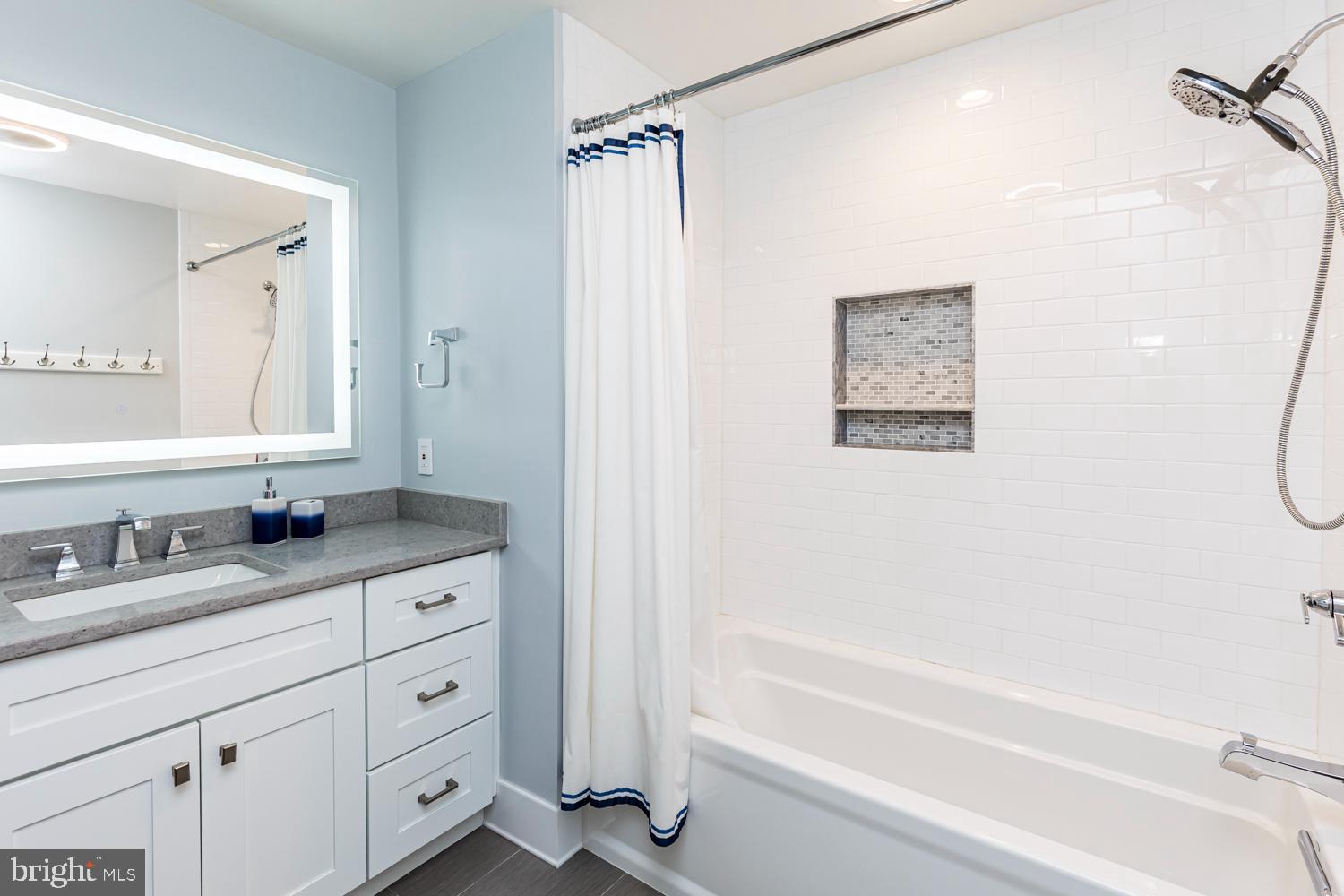 SEBRING - Residential