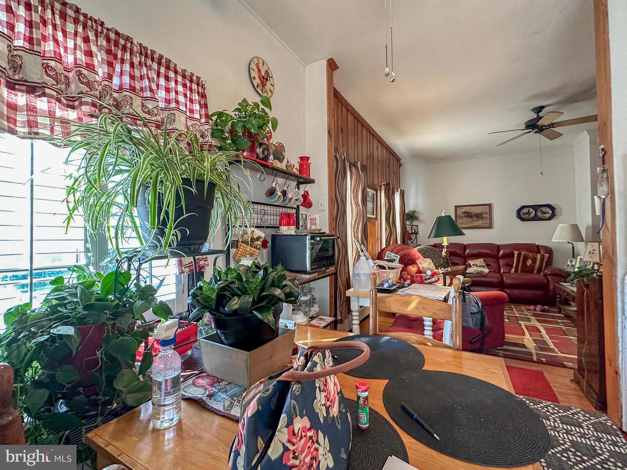 GALENA - Commercial Sale