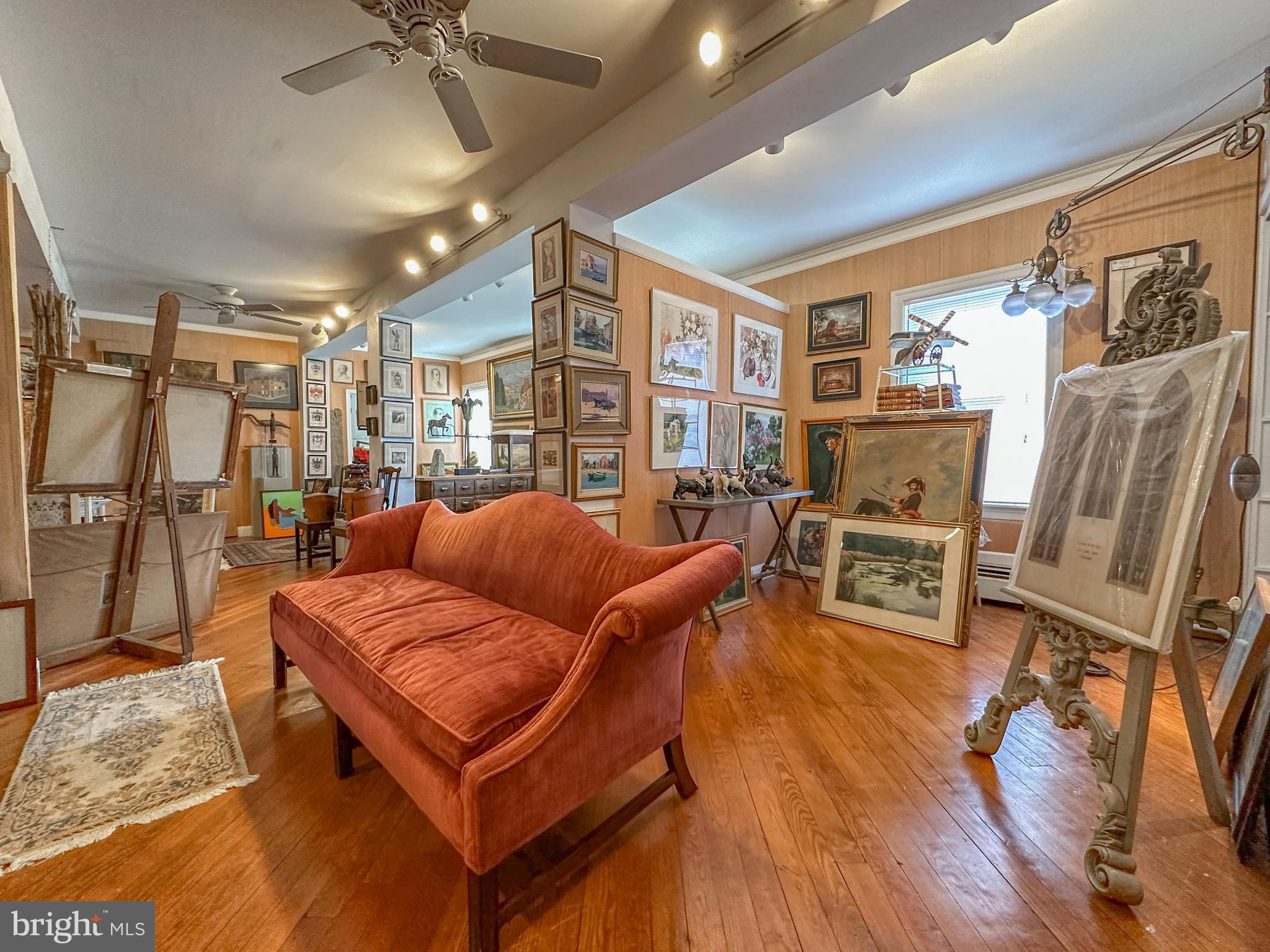 GALENA - Commercial Sale