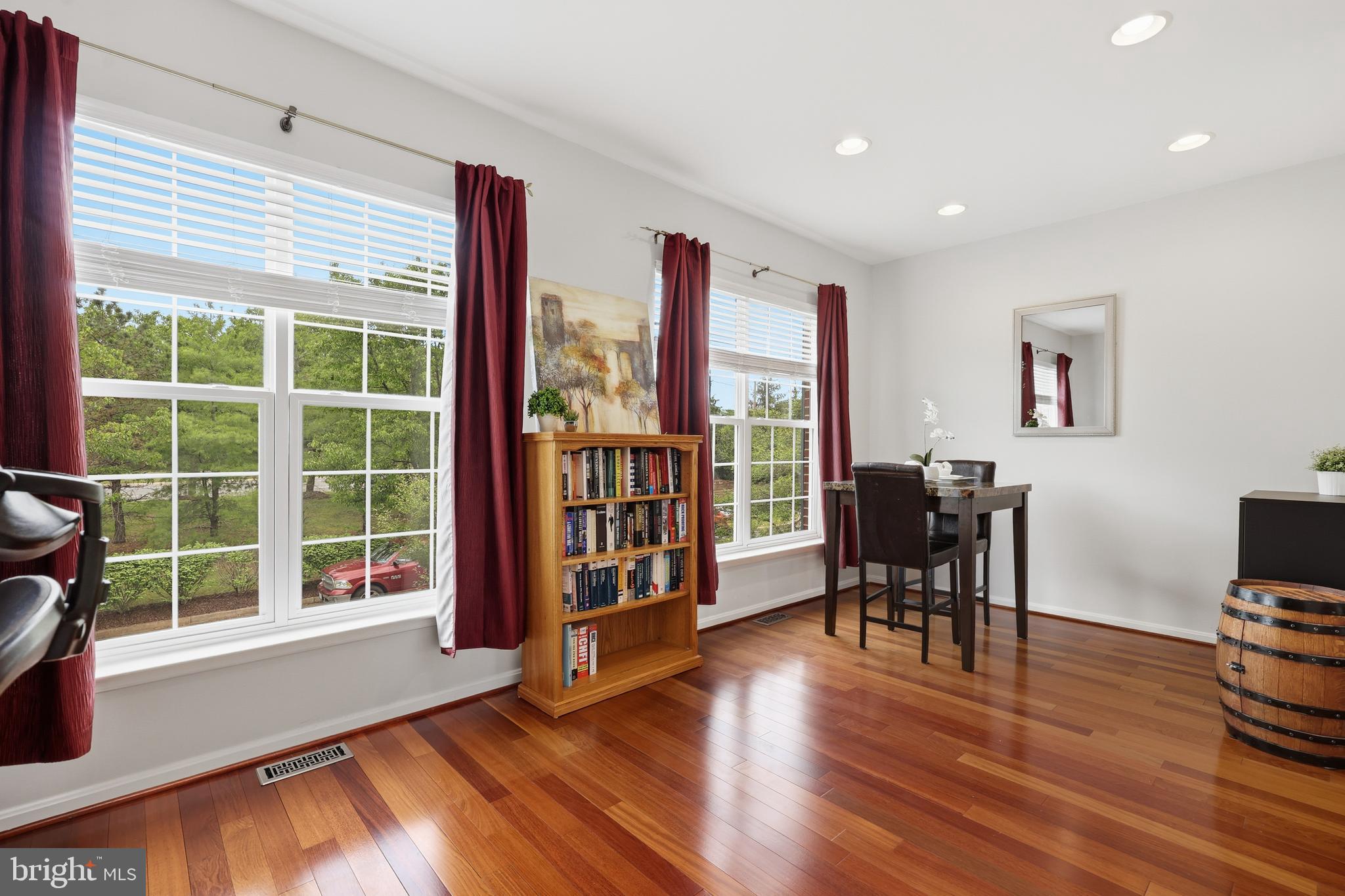 BRAEMAR - Residential