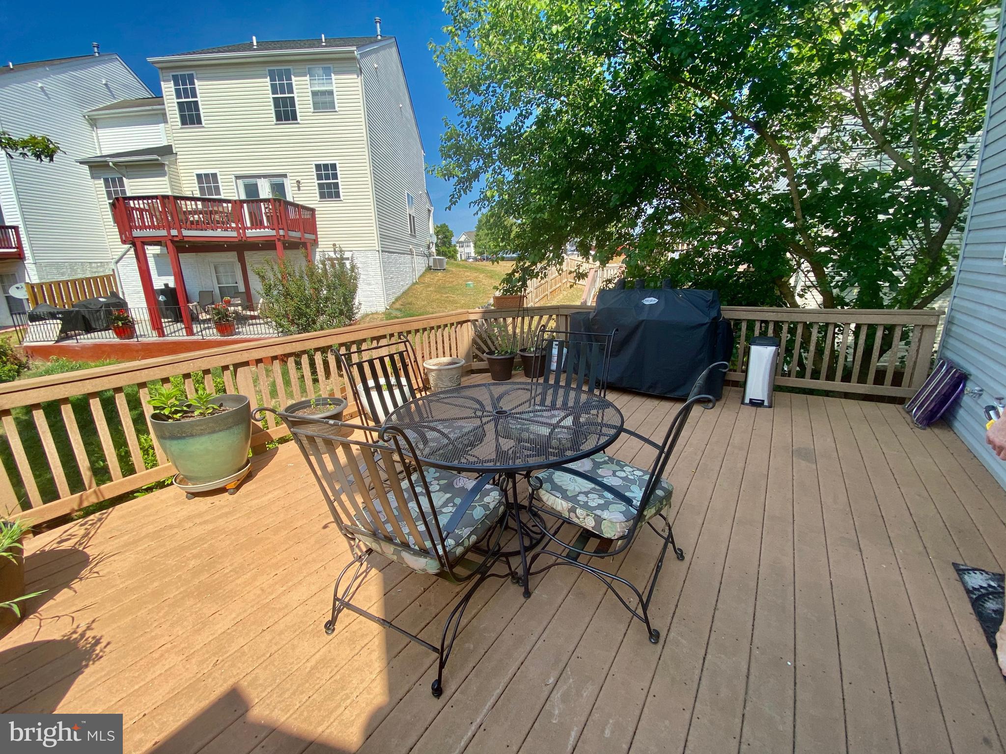 APPLE GROVE - Residential Lease