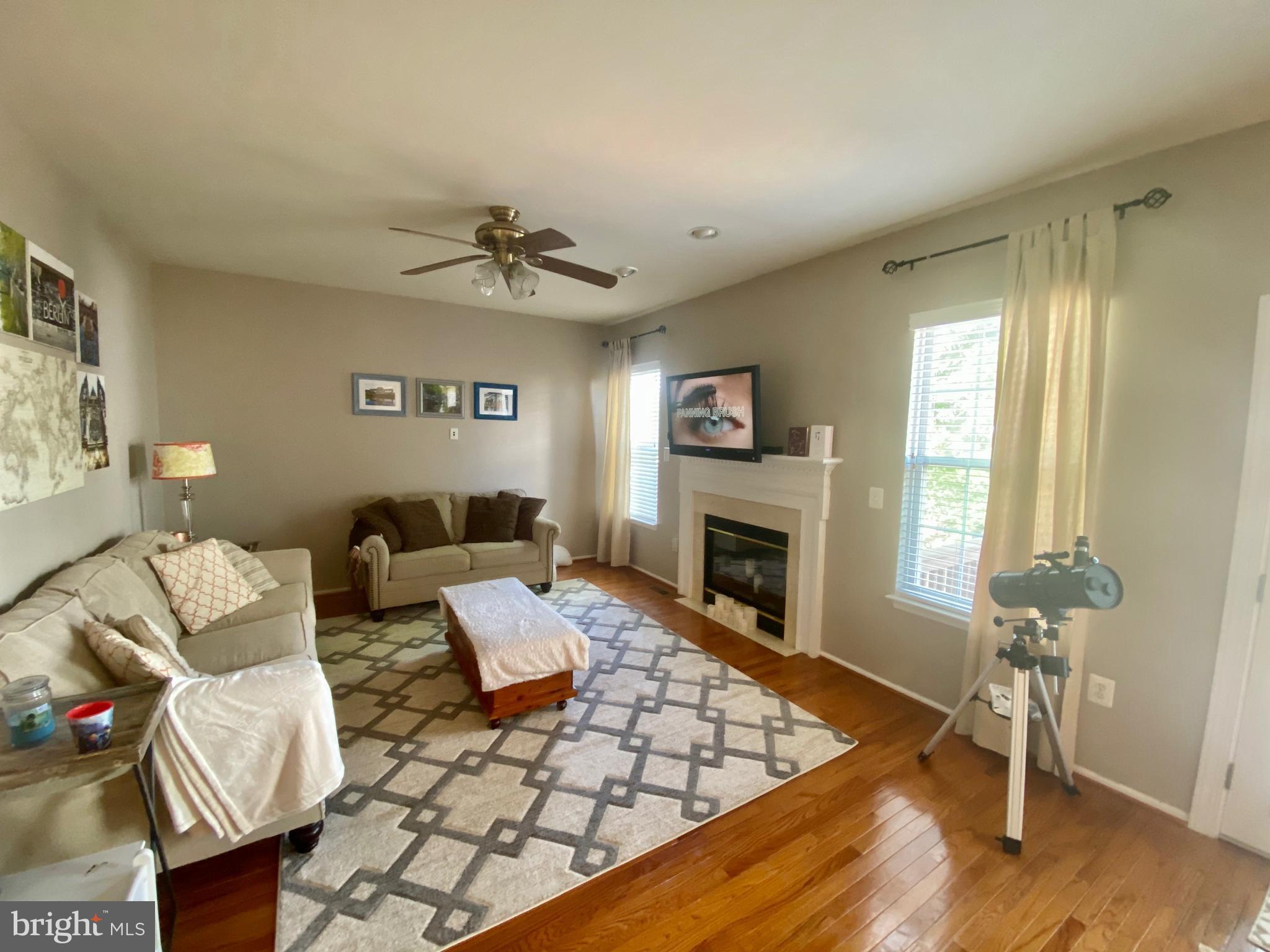 APPLE GROVE - Residential Lease