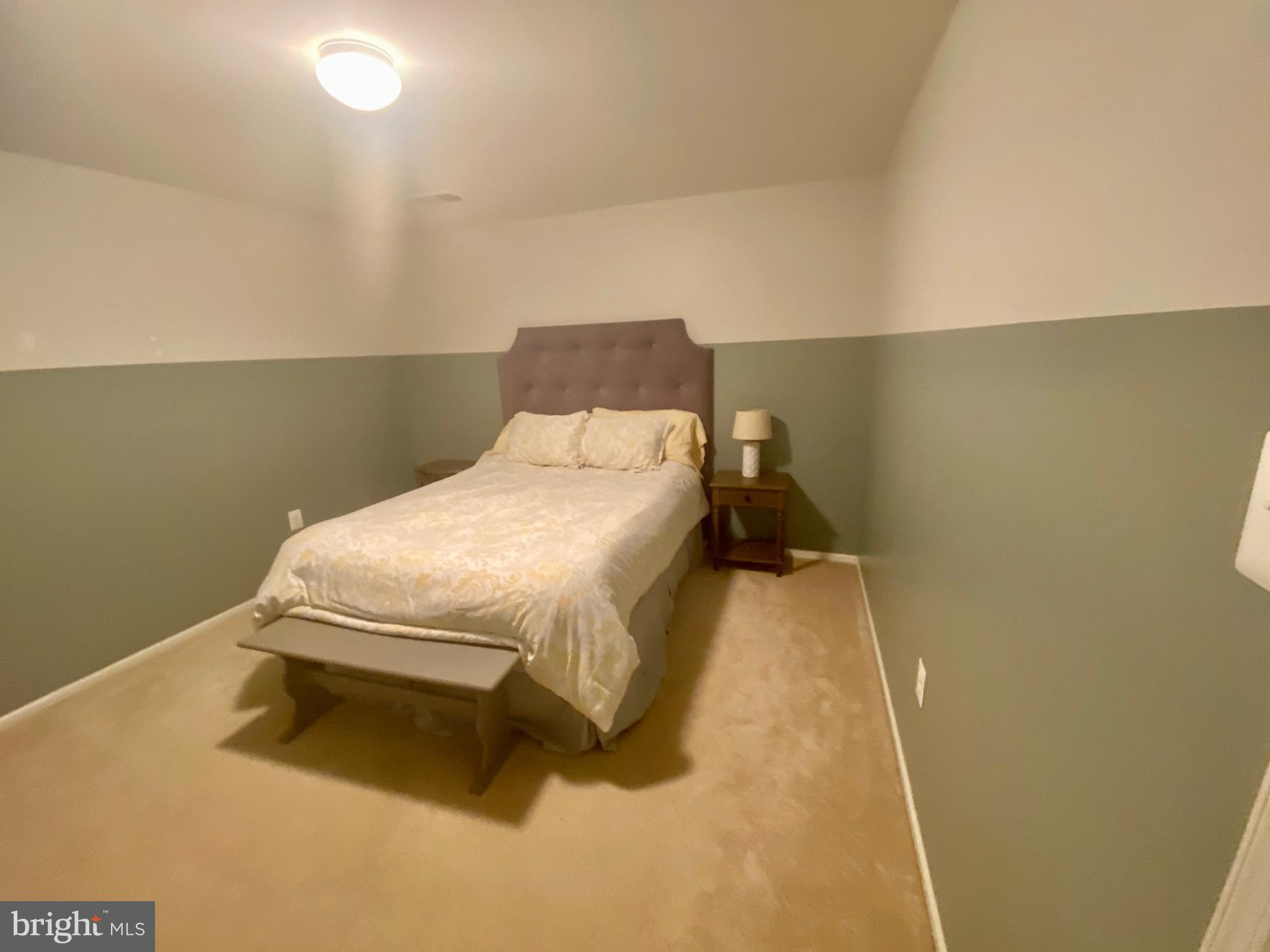 APPLE GROVE - Residential Lease