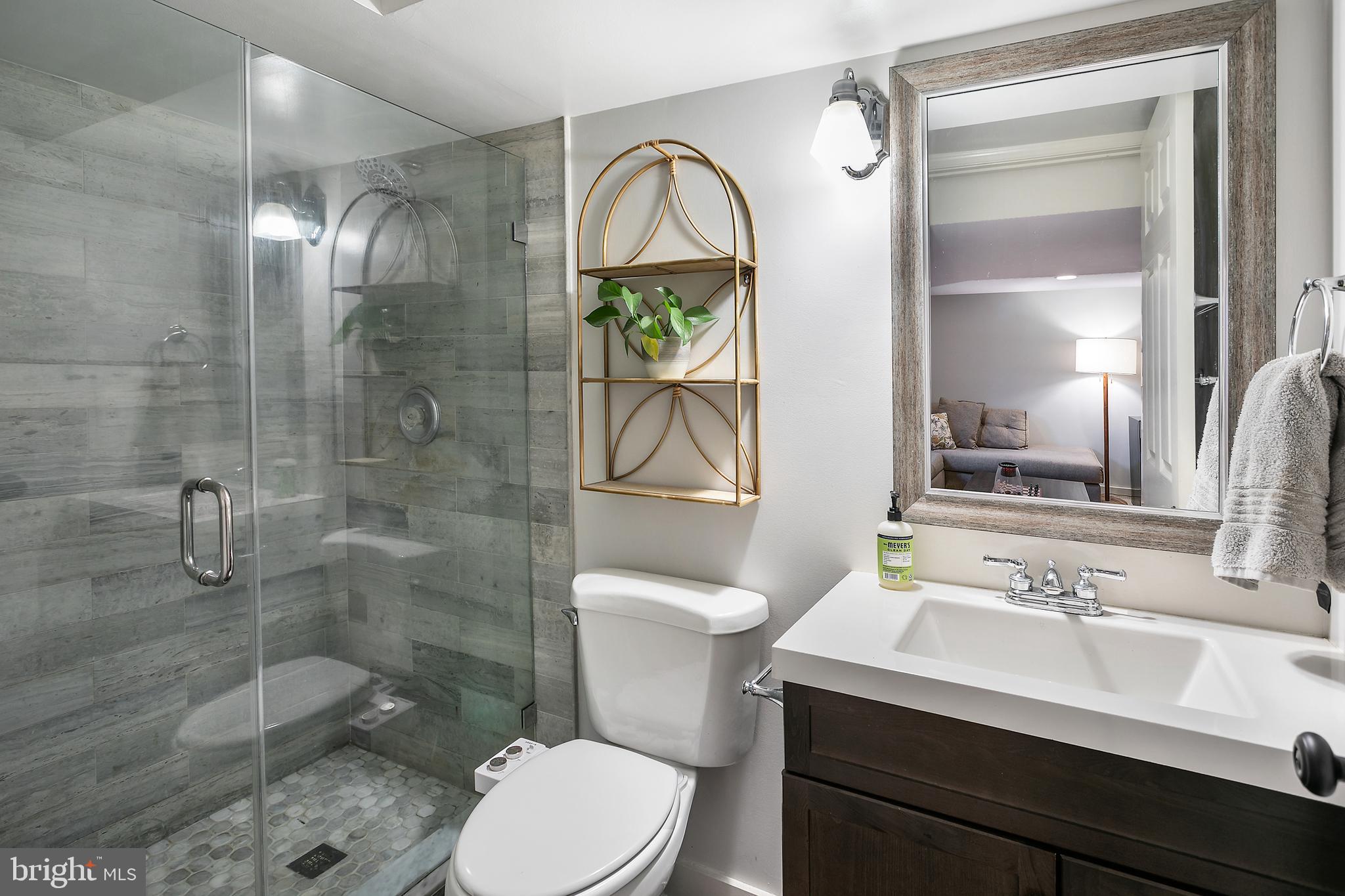 JEFFERSON MANOR - Residential