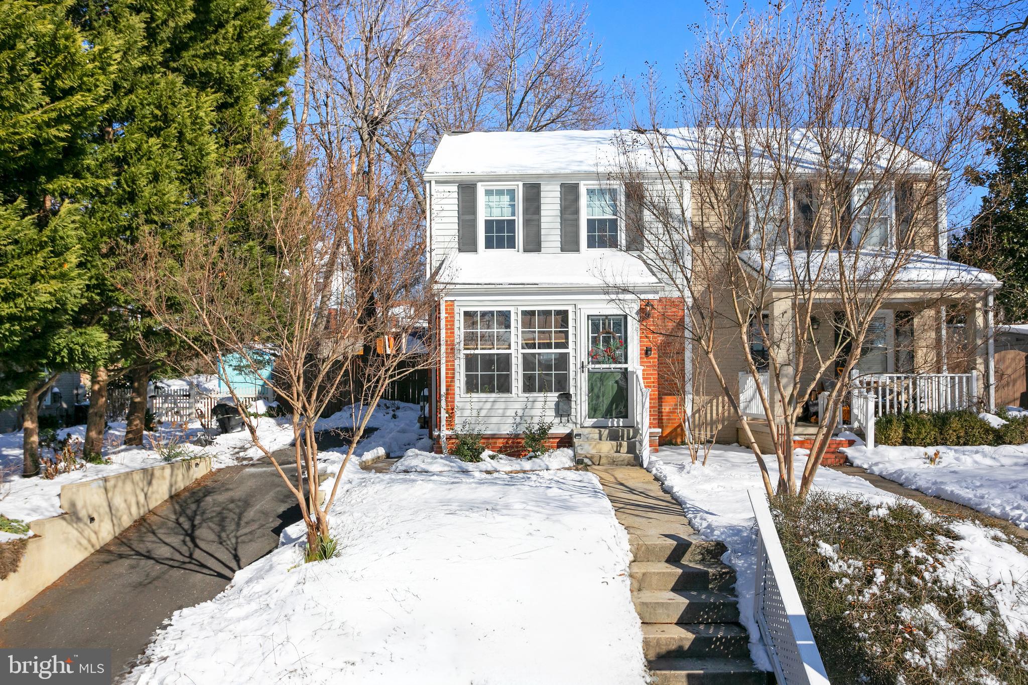 JEFFERSON MANOR - Residential