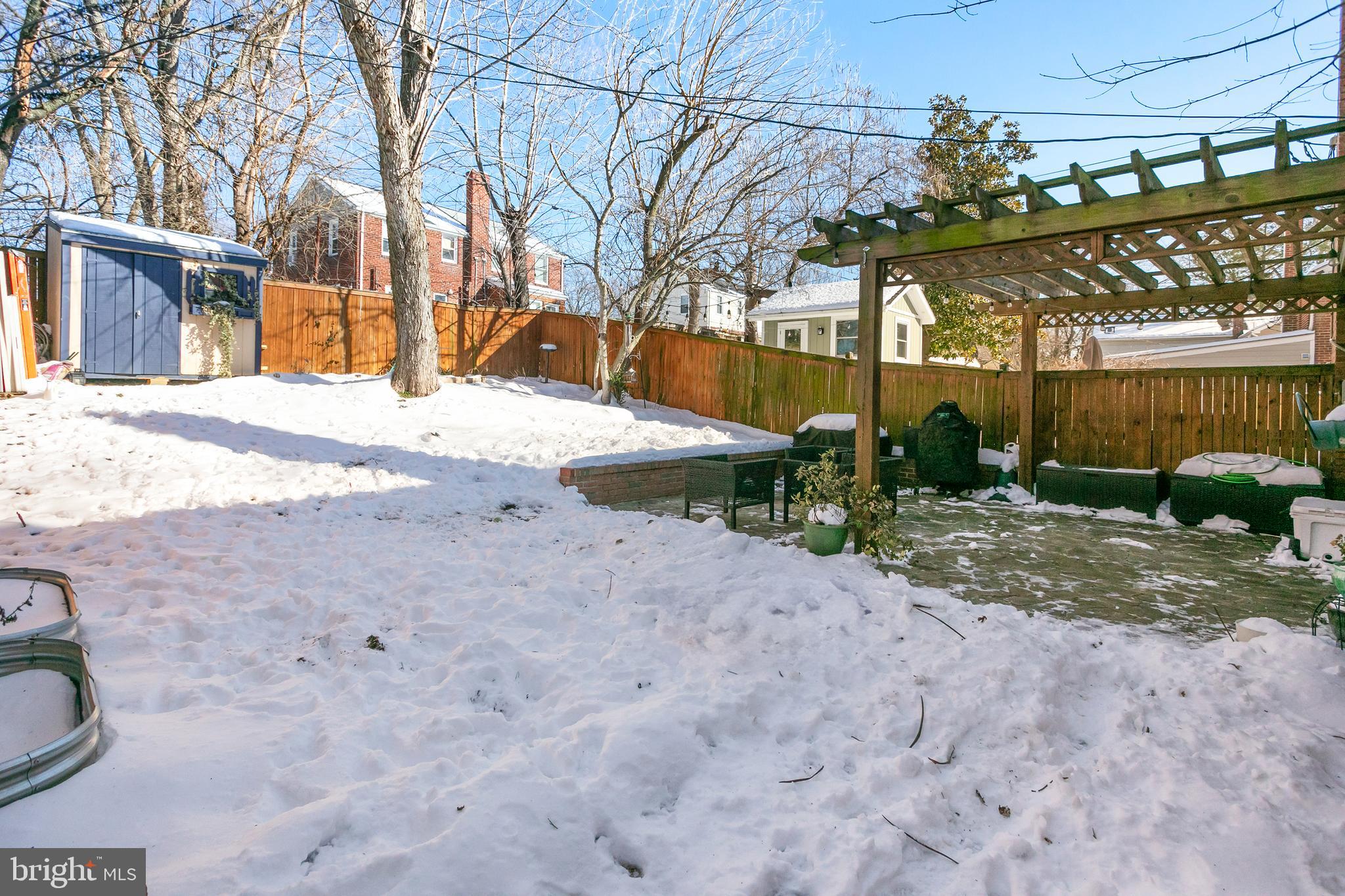 JEFFERSON MANOR - Residential