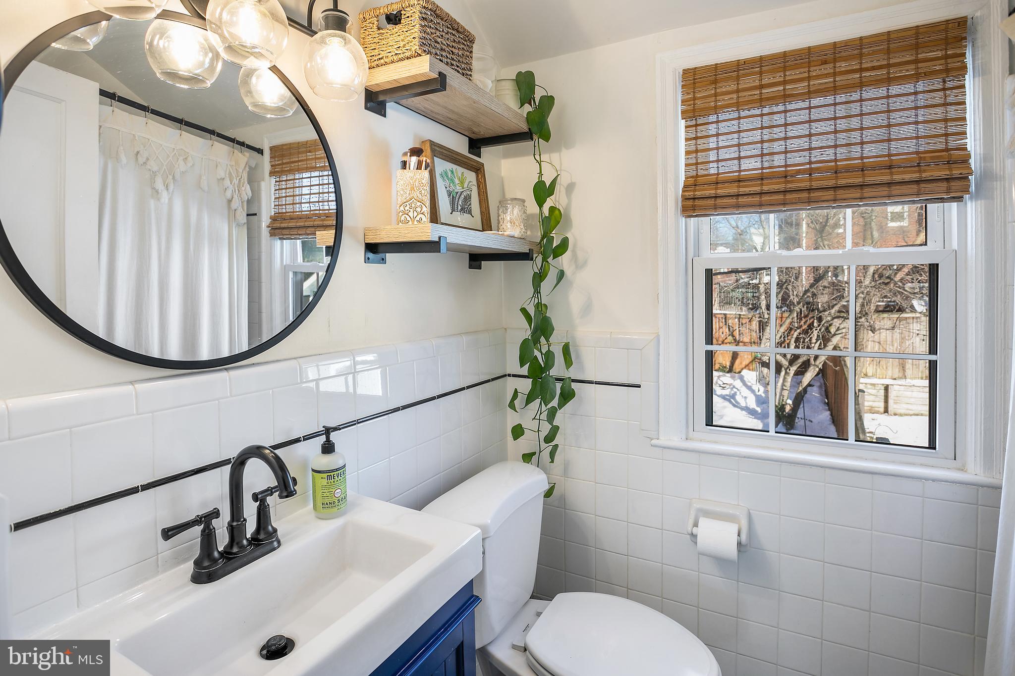 JEFFERSON MANOR - Residential