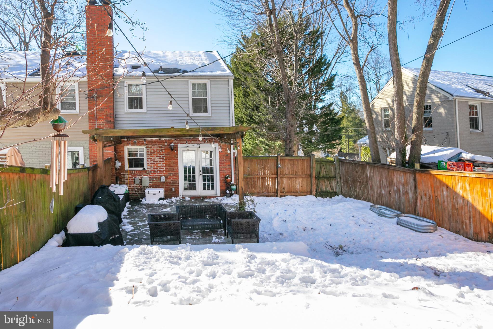 JEFFERSON MANOR - Residential