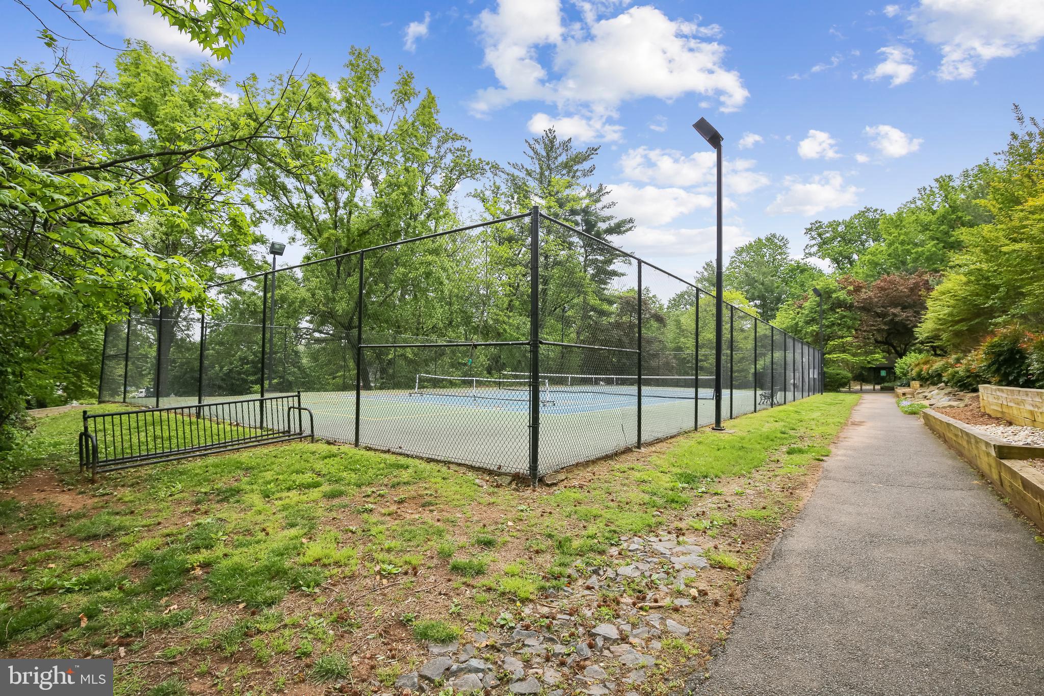 PARKFAIRFAX - Residential