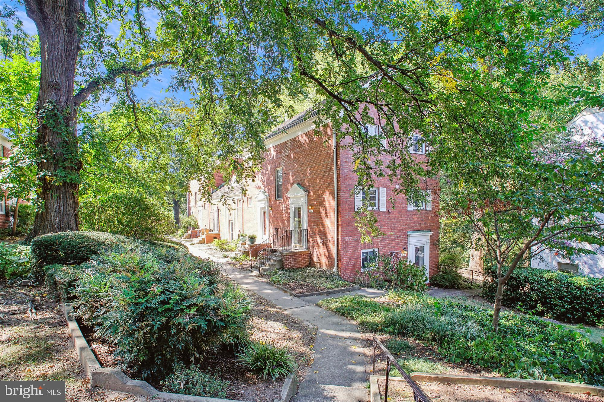 PARKFAIRFAX - Residential