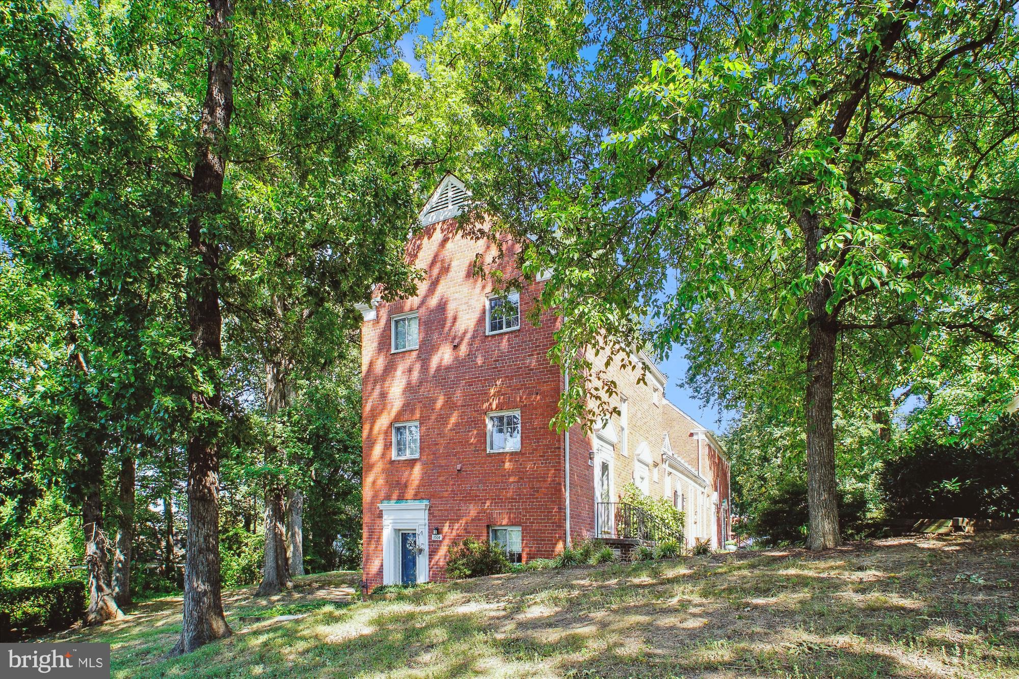 PARKFAIRFAX - Residential