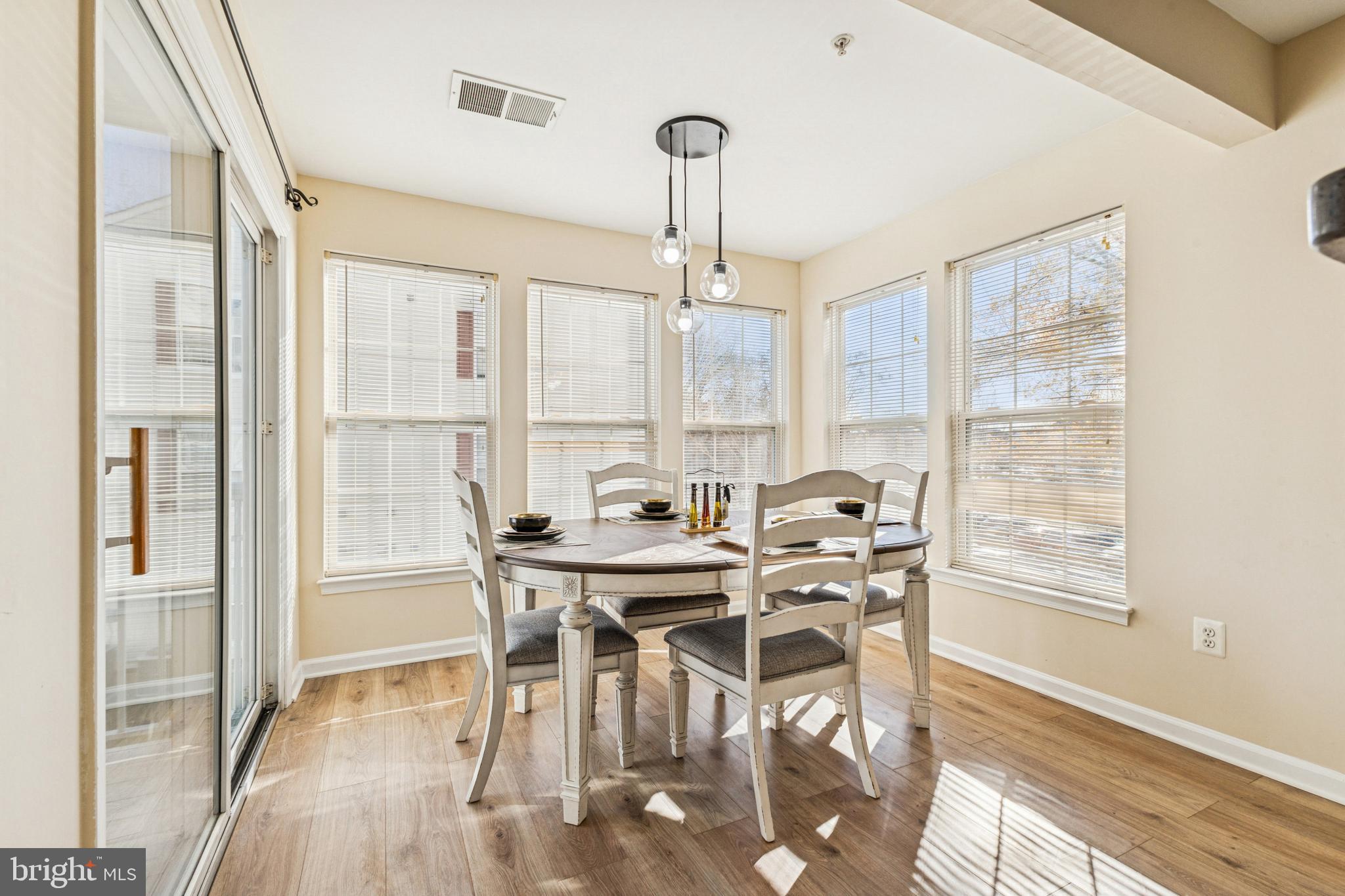 SOUTH MEADOWS - Residential