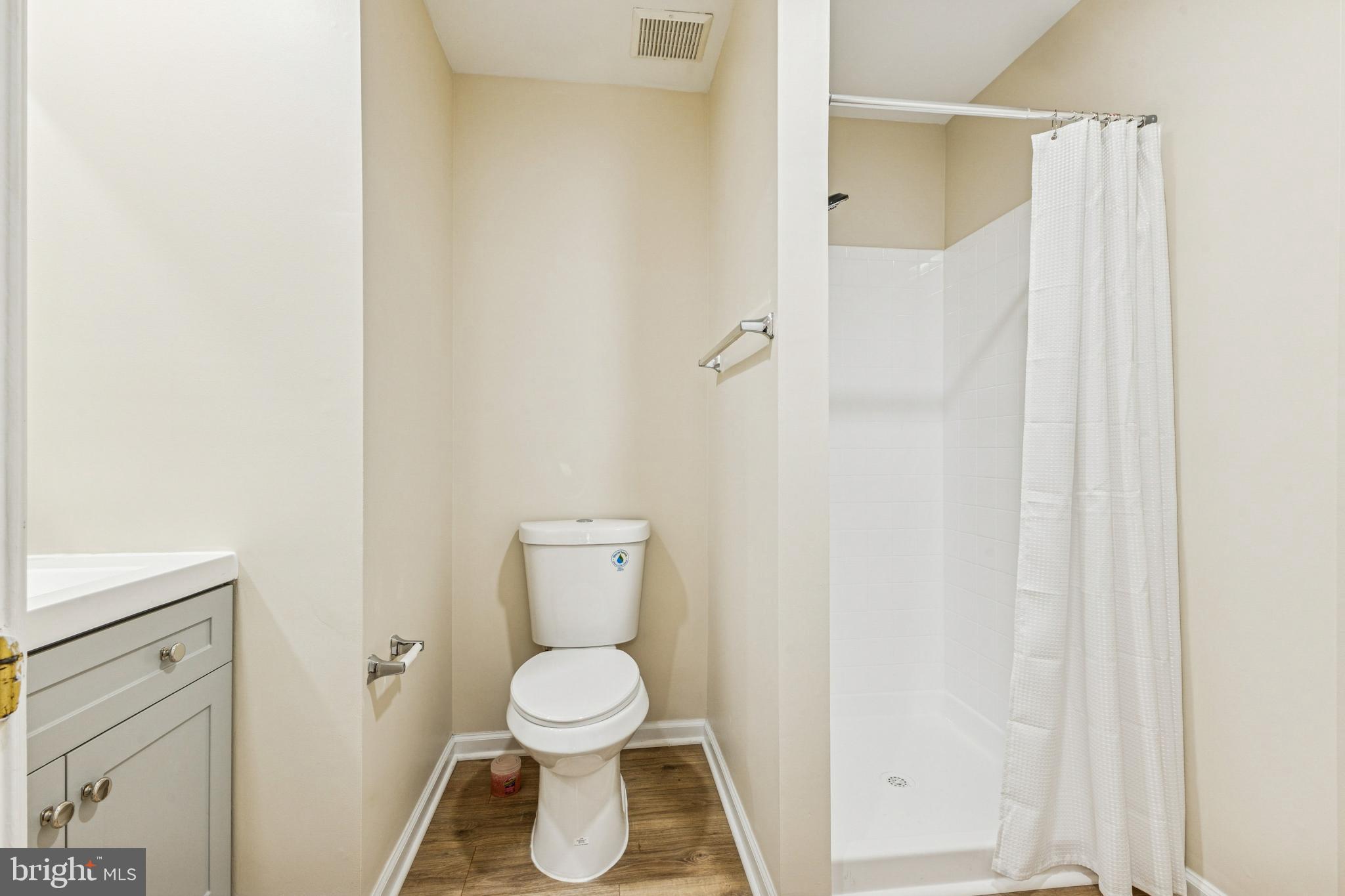 SOUTH MEADOWS - Residential