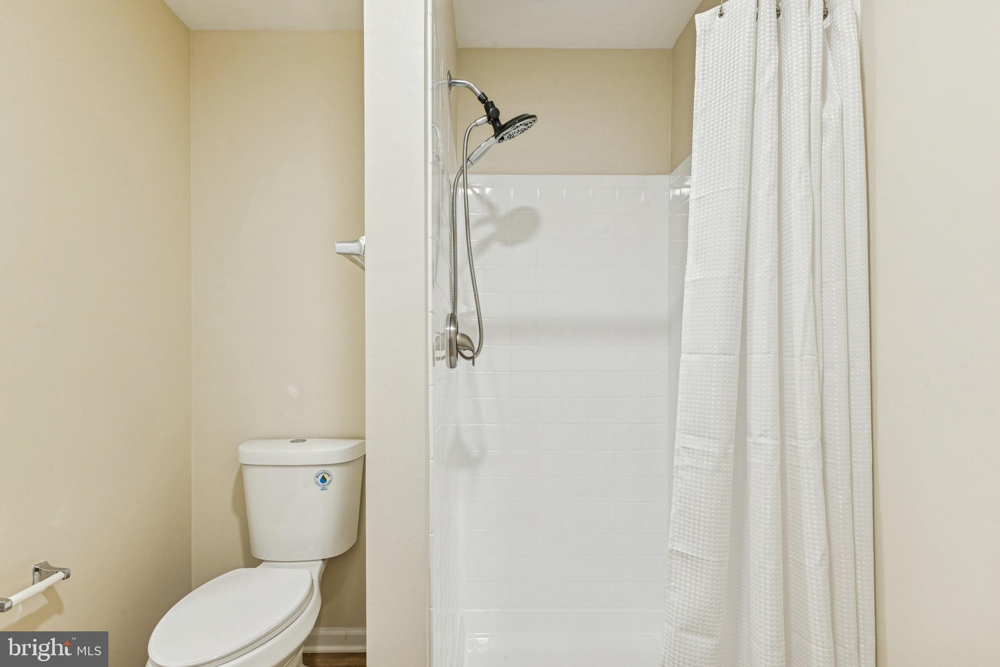 SOUTH MEADOWS - Residential