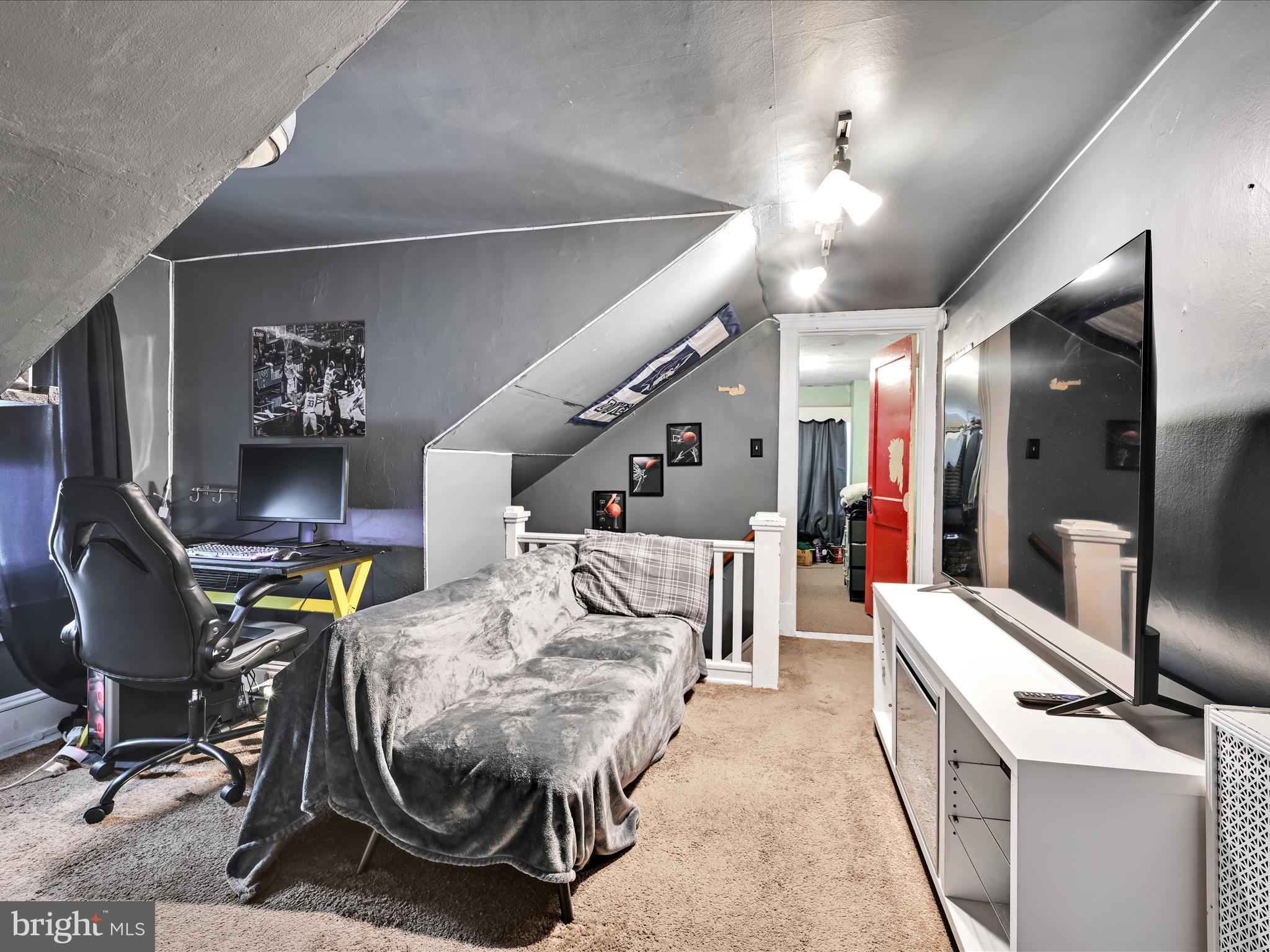 SHENANDOAH HEIGHTS - Residential