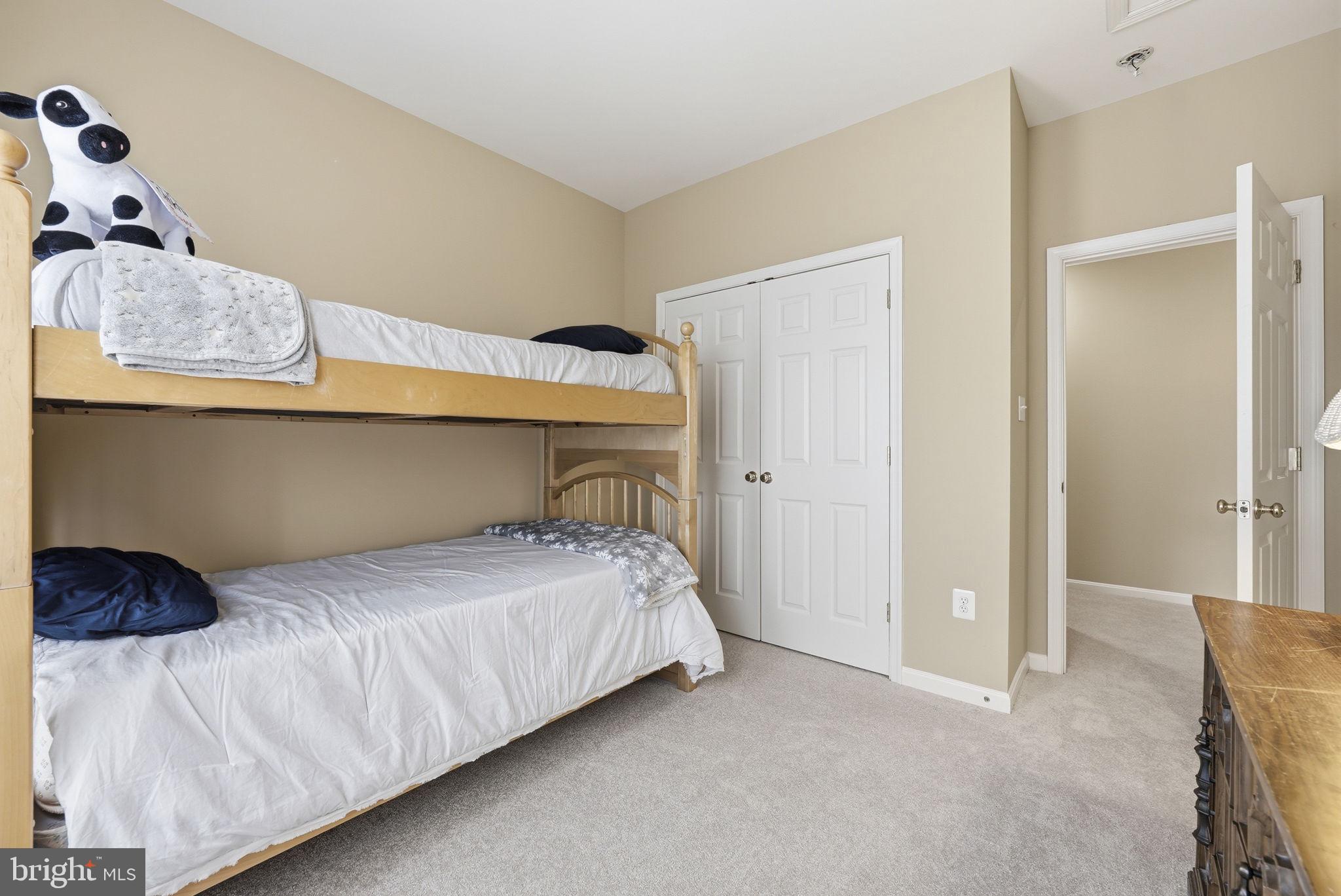 LINTON CREST - Residential