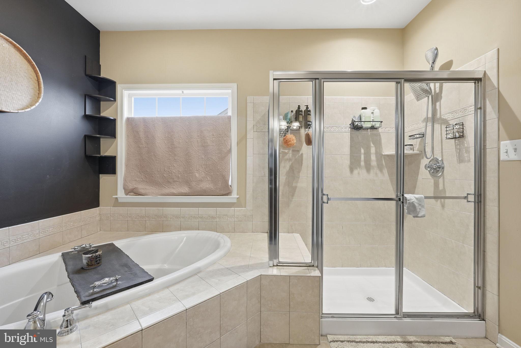 LINTON CREST - Residential