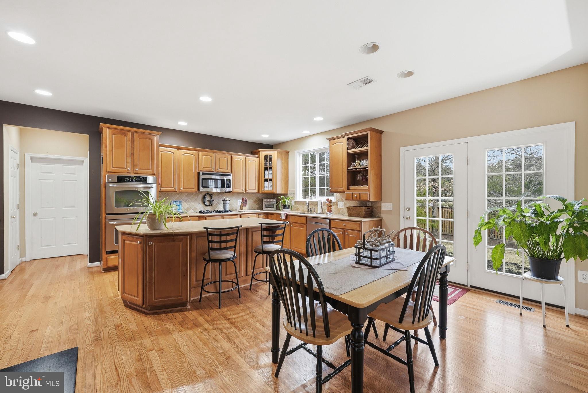 LINTON CREST - Residential