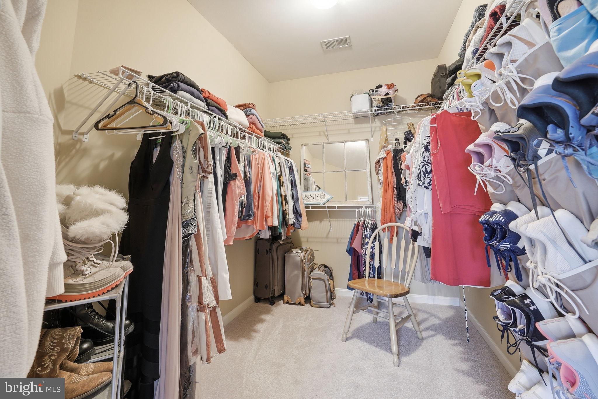 LINTON CREST - Residential