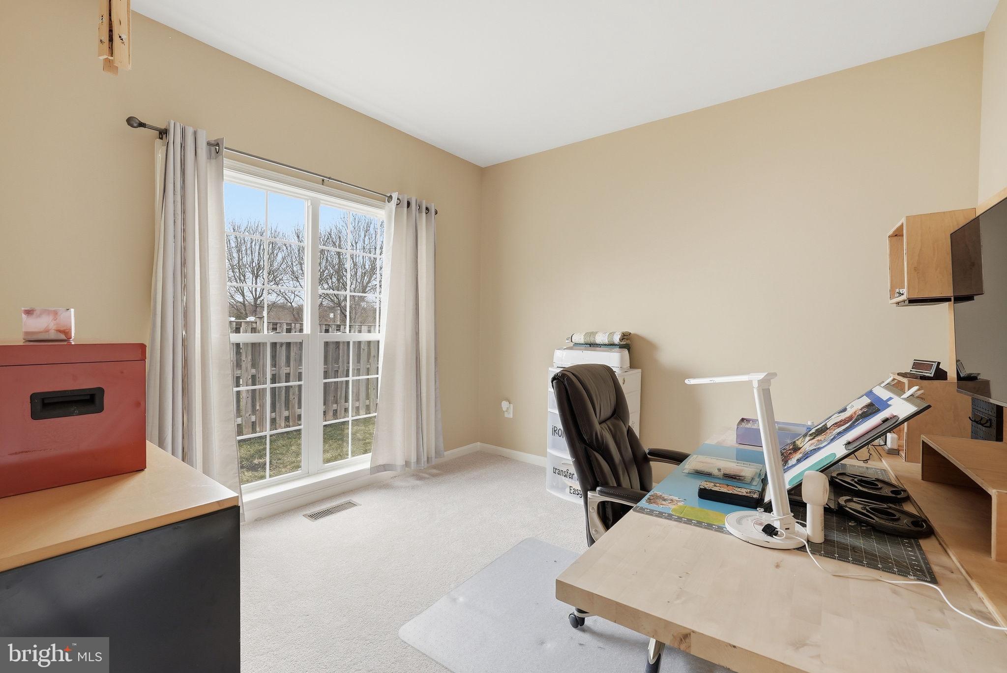 LINTON CREST - Residential