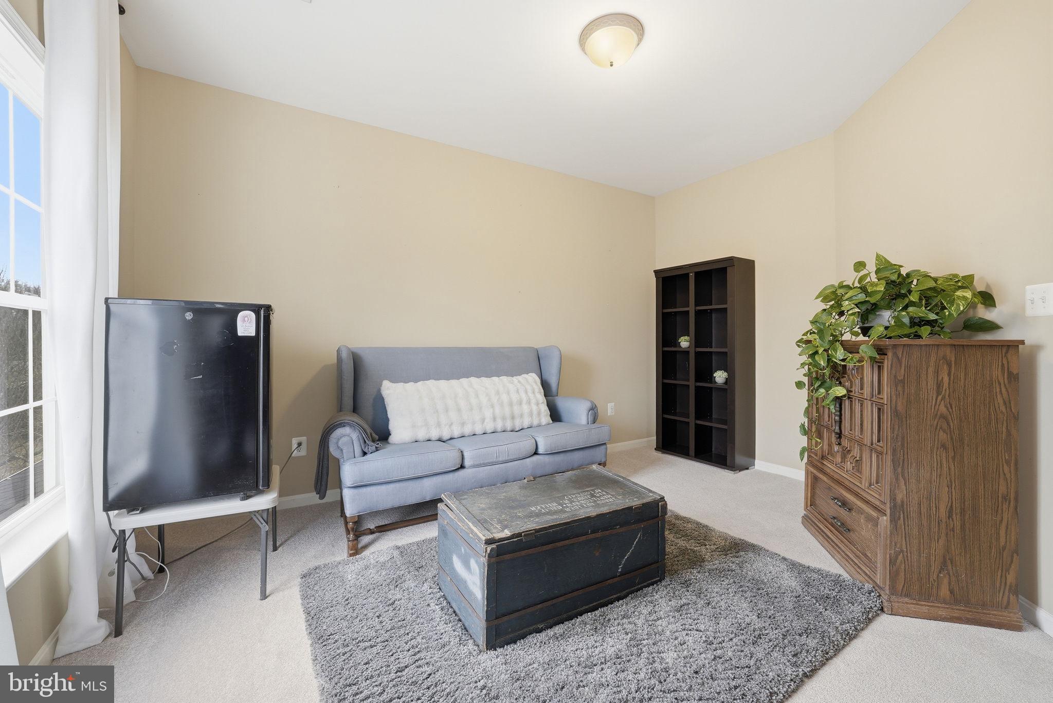 LINTON CREST - Residential